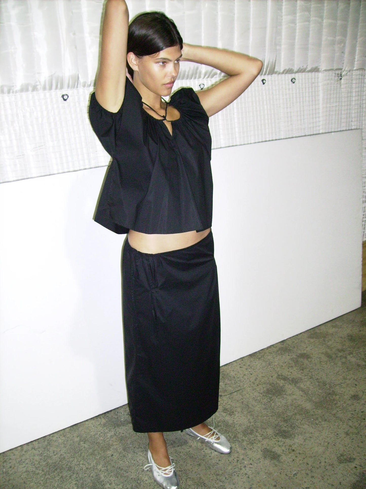 ONE PANEL TOP - BLACK