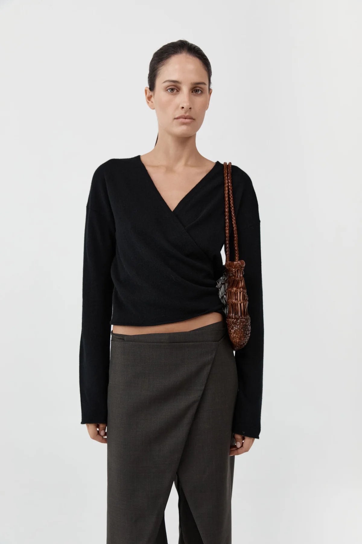 (PRE-ORDER) TEXTURED PETIT BAGU - CHESTNUT