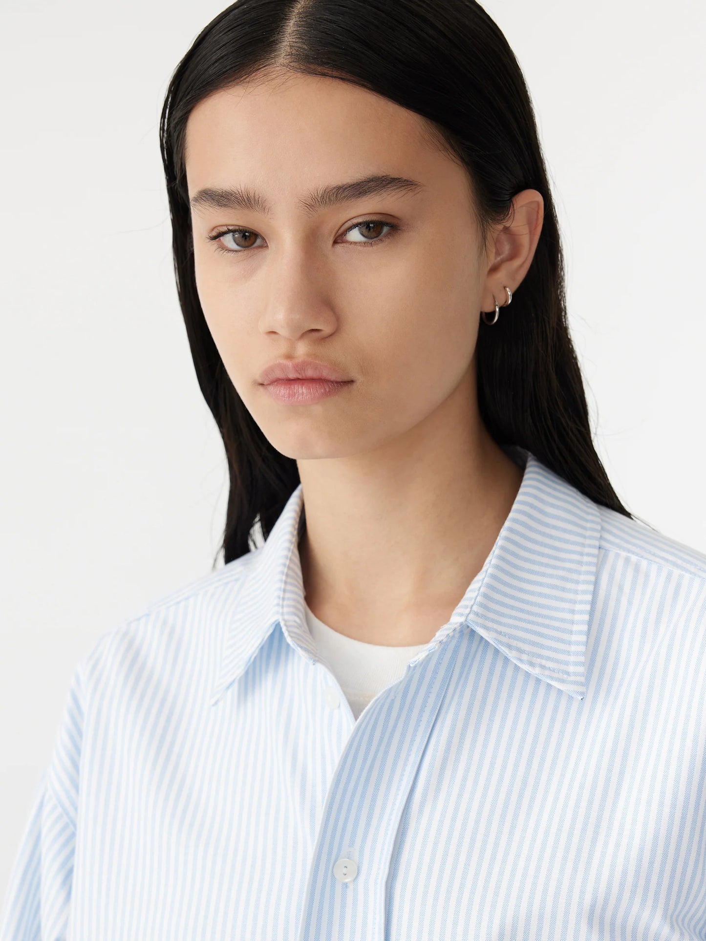 OVERSIZED UNIVERSAL SHIRT - WHITE/PALE BLUE