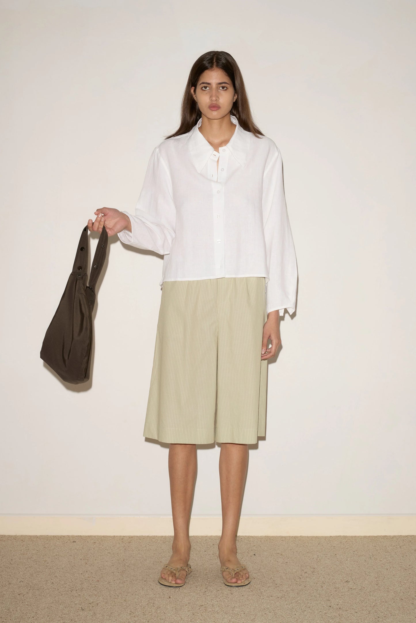 COLLAR POINT SHIRT - WHITE