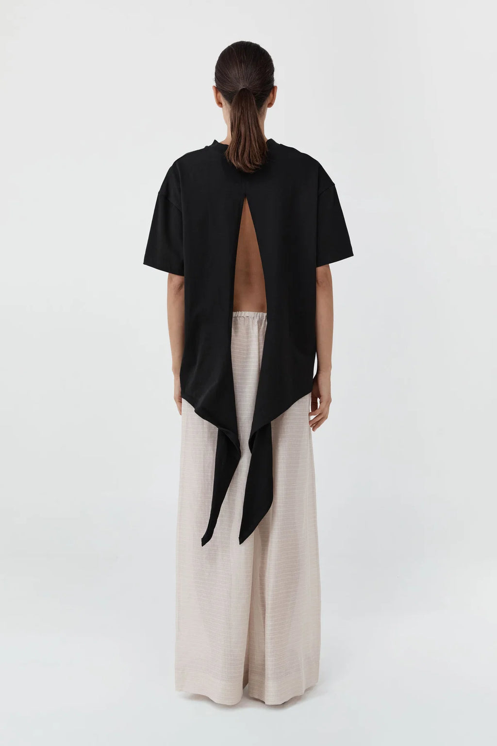COTTON JERSEY SPLIT BLACK TEE - BLACK
