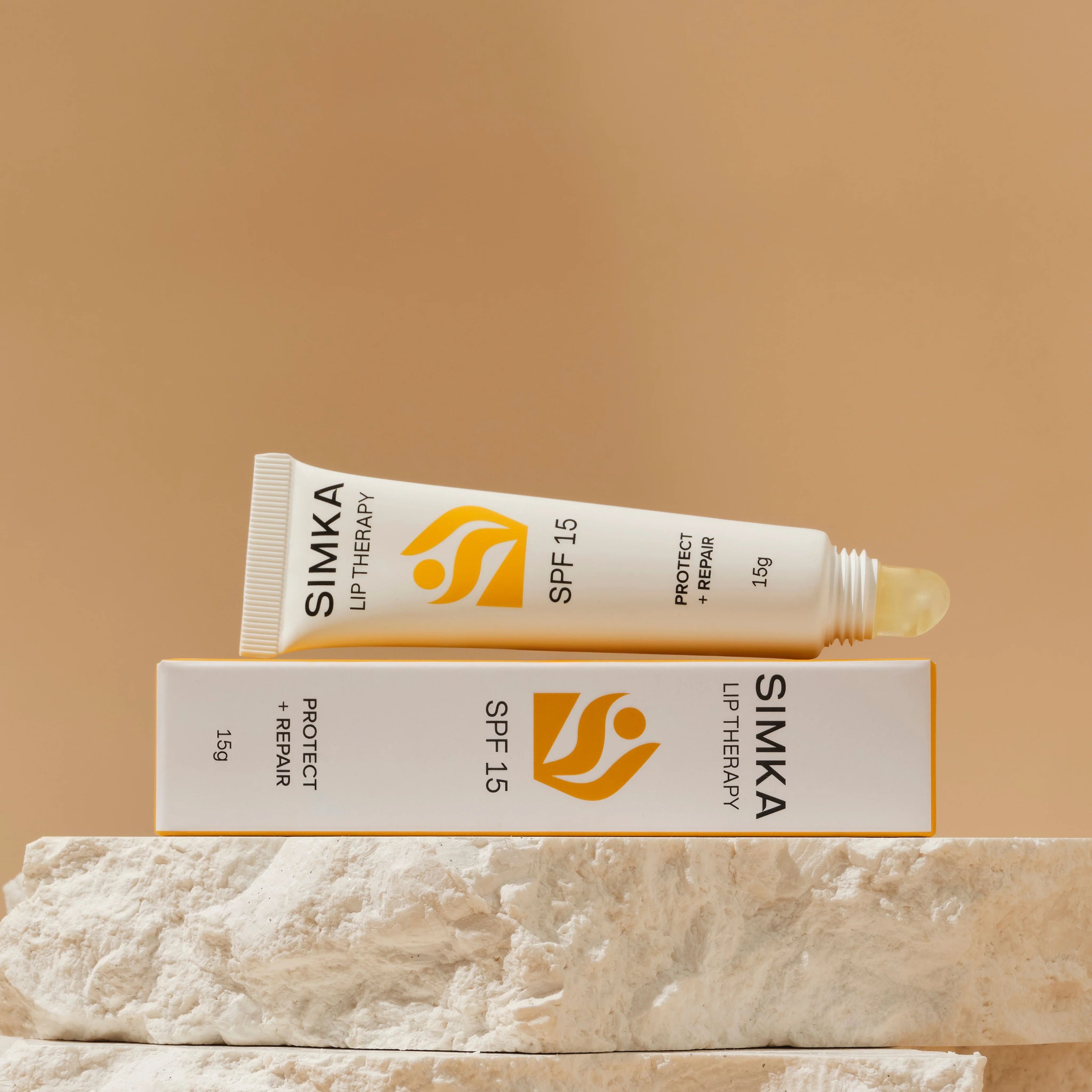SIMKA LIP THEAPY SPF 15