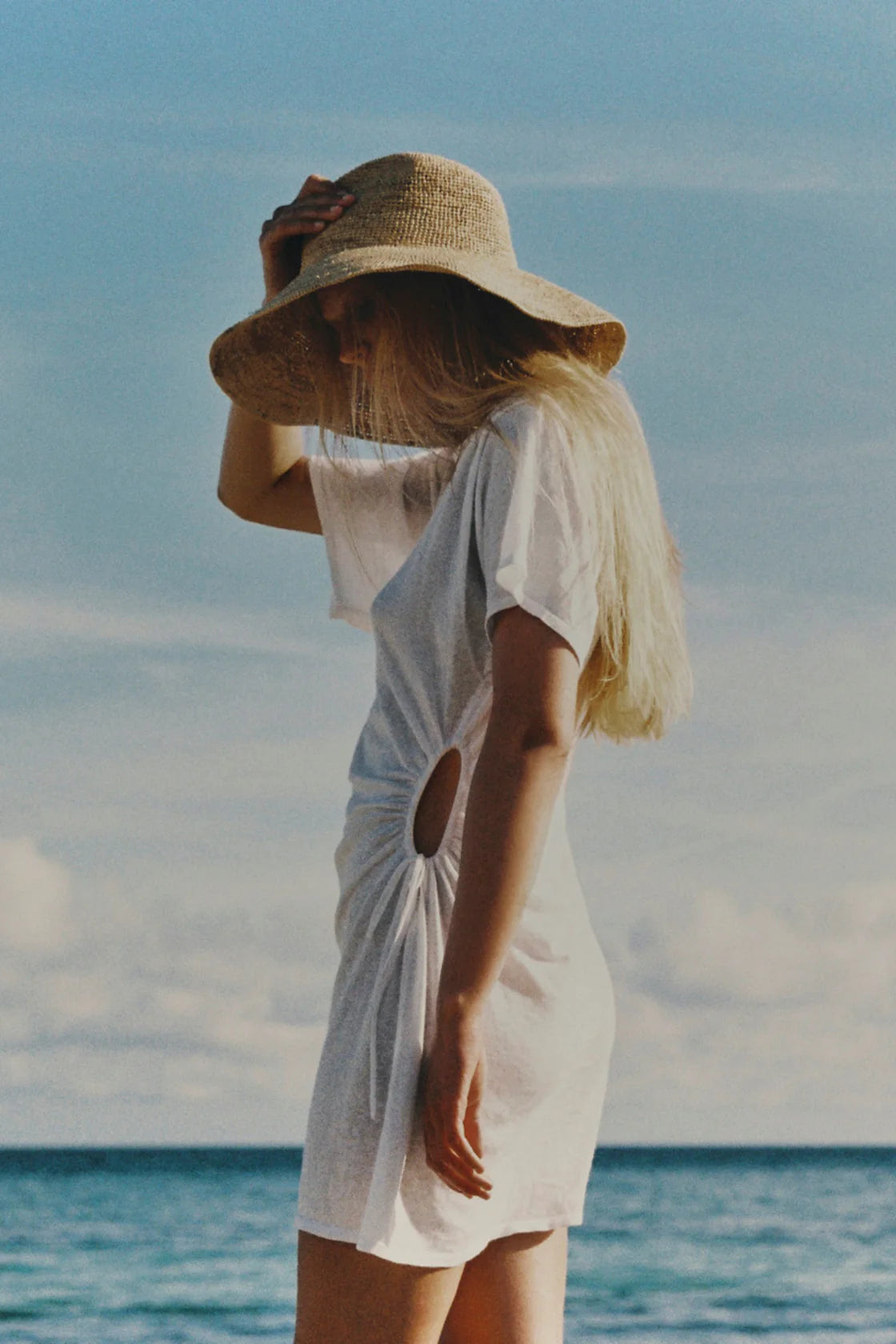 TSHIRT KNIT DRESS - WHITE