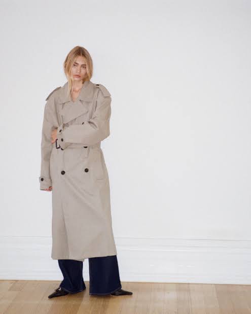 DOUBLE BREASTED TRENCH - BEIGE