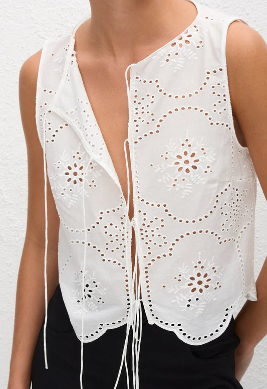 BRODERIE TIE BLOUSE - WHITE