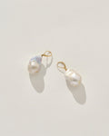 COCOON PEARL EARRINGS - GOLD