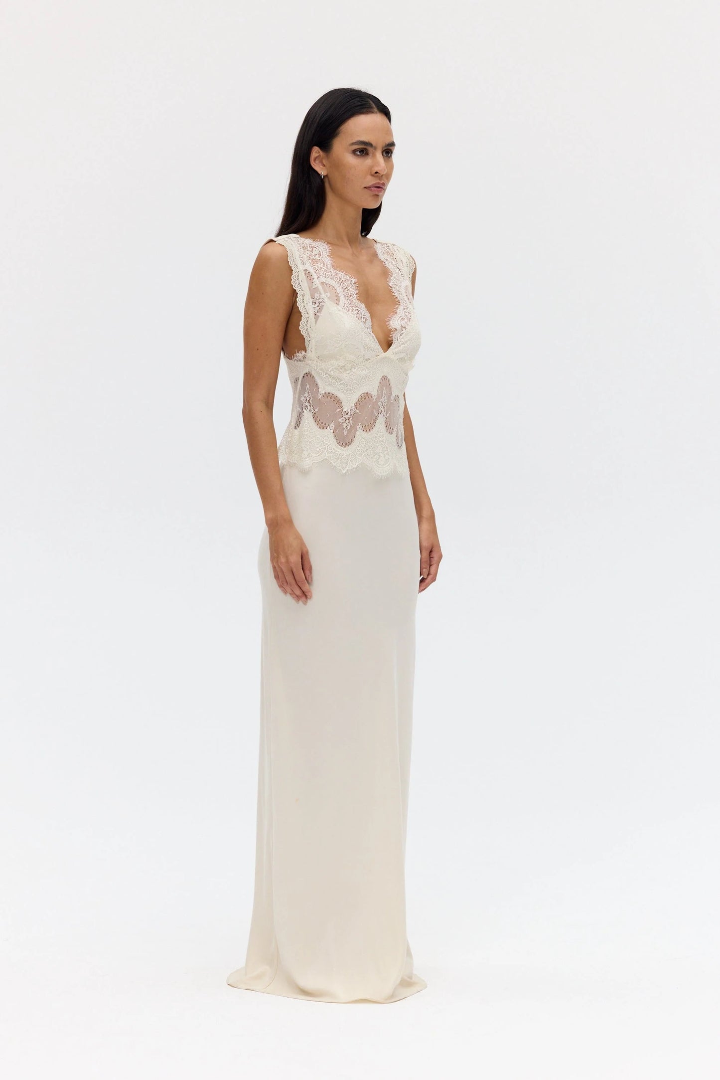 (PRE-ORDER) VISIONS LACE FLOOR LENGTH DRESS - BUTTERCREAM