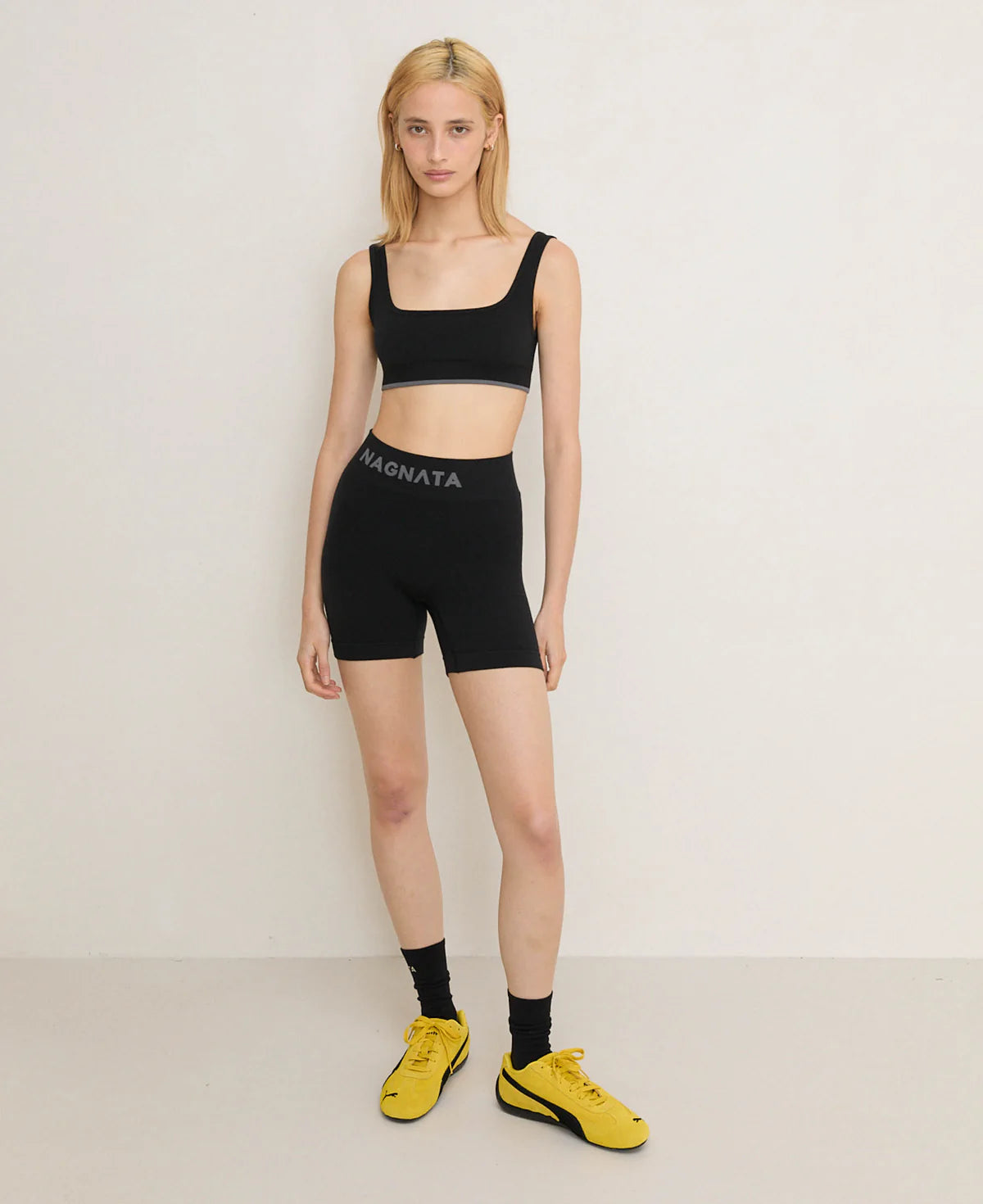M19 FINE RIB WOOL BRALET - BLACK