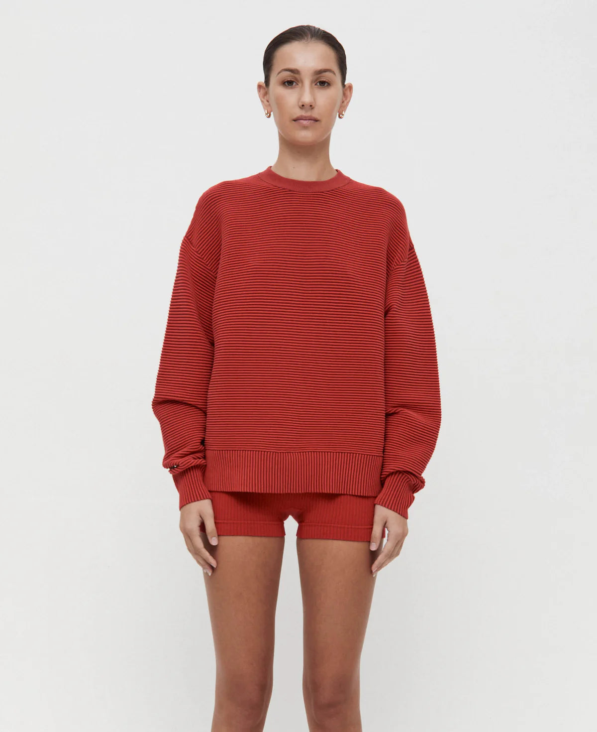 CLASSIC WOOL MICRO SHORT - CRIMSON