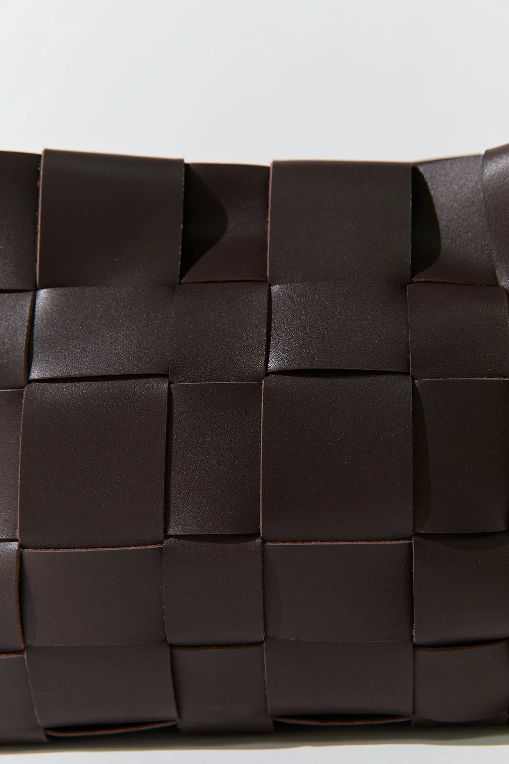 WOVEN MINI TOTE - CHOCOLATE