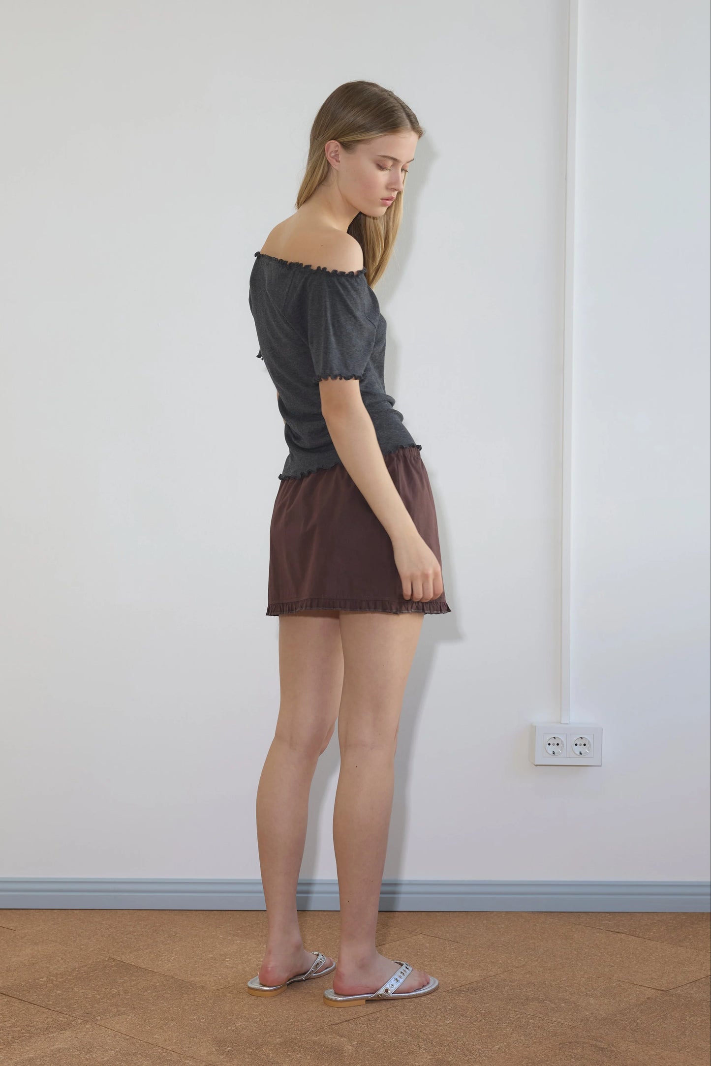 FLOUNCE MINI - UMBER