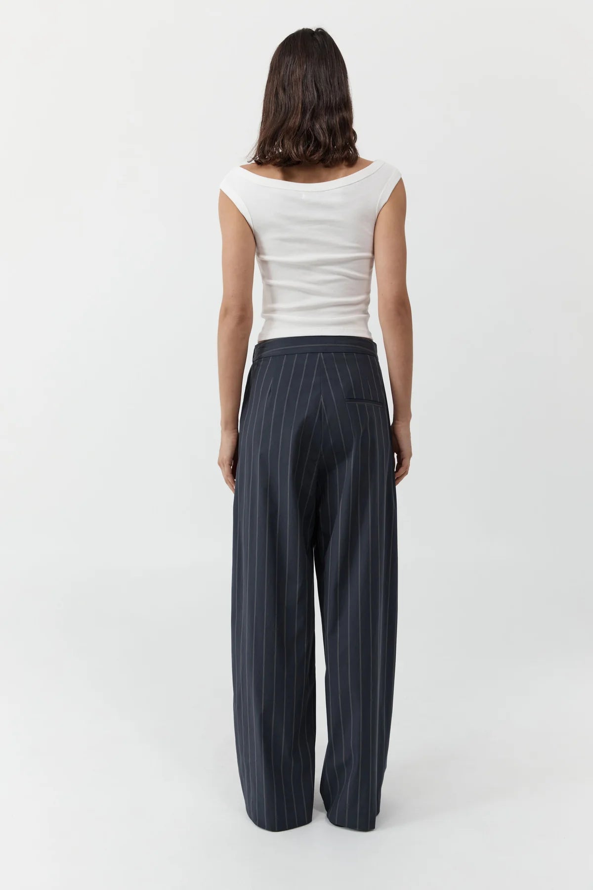 (PRE-ORDER) STRIPE RELAXED PLEAT PANT - INK STRIPE