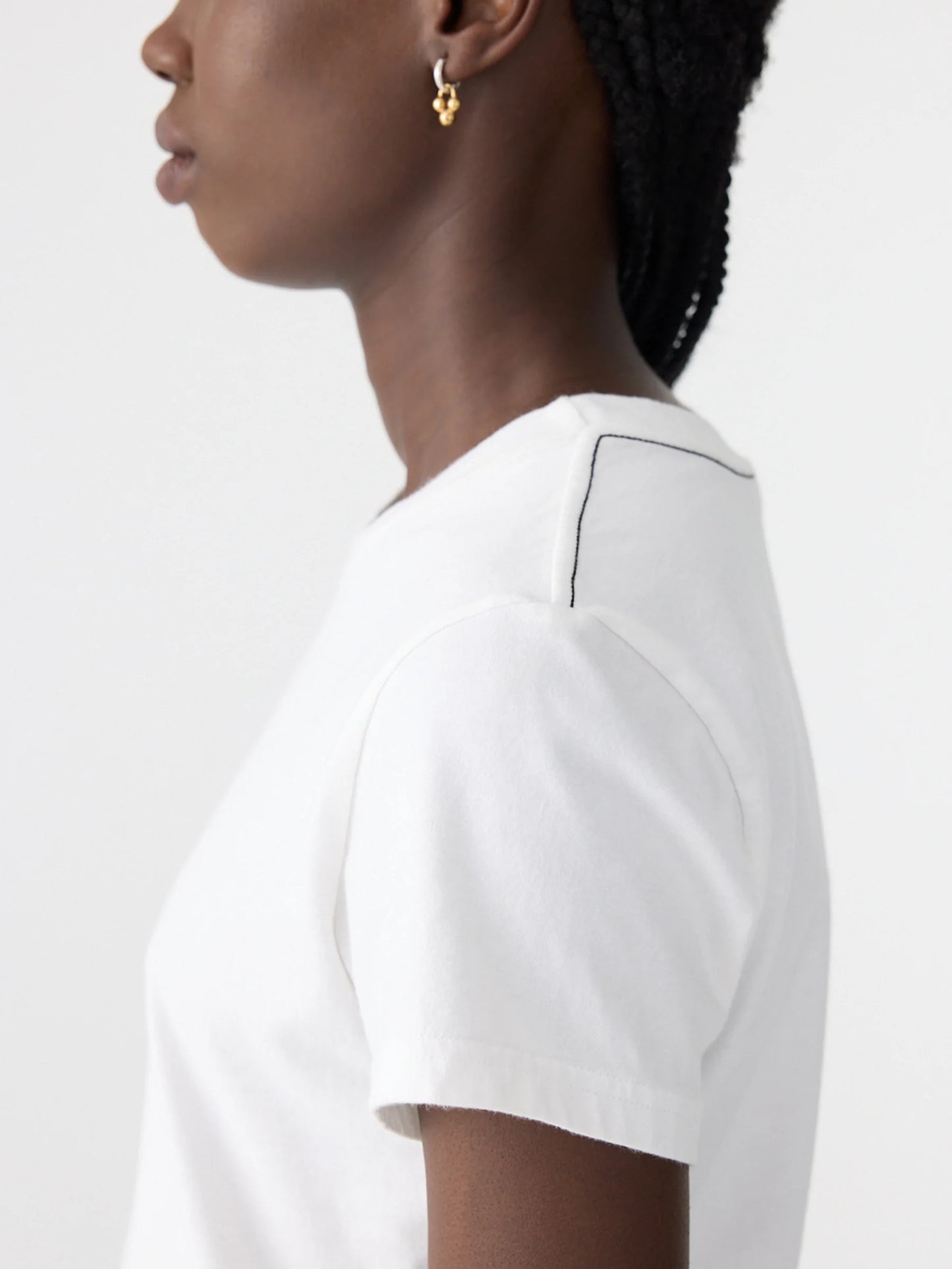 EMBROIDERED BABY T SHIRT - WHITE