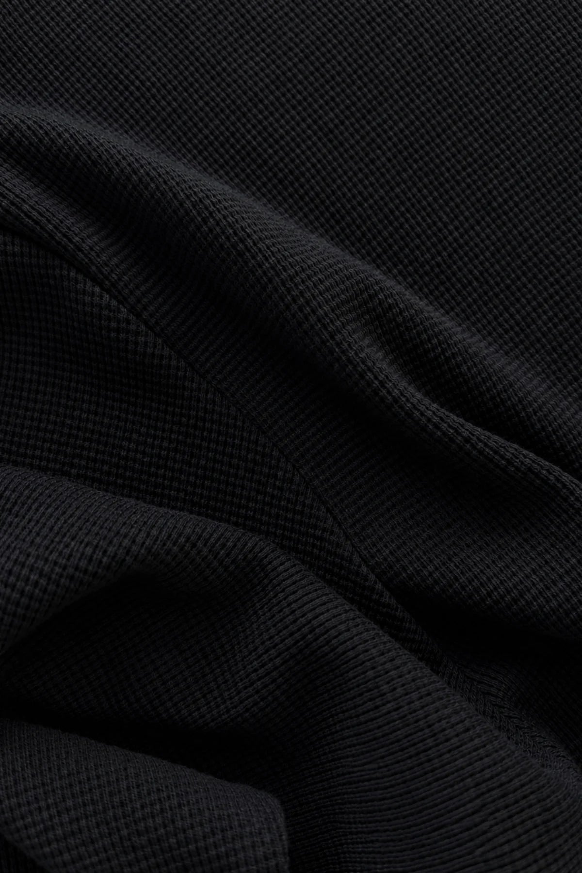 BLACK WAFFLE TEXTURED SWEATPANT - BLACK