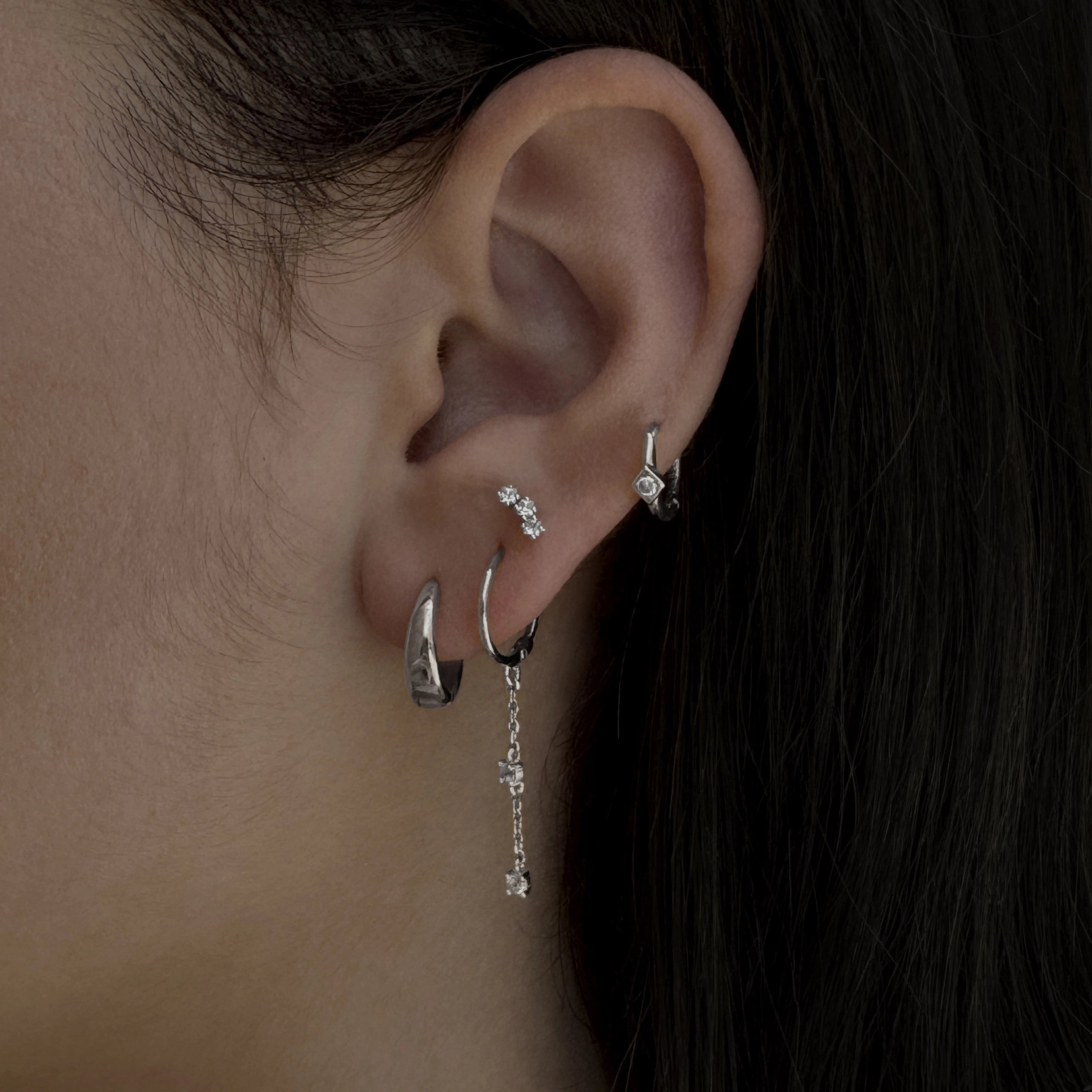 (IN STORE ONLY) ANU FLATBACK - SILVER