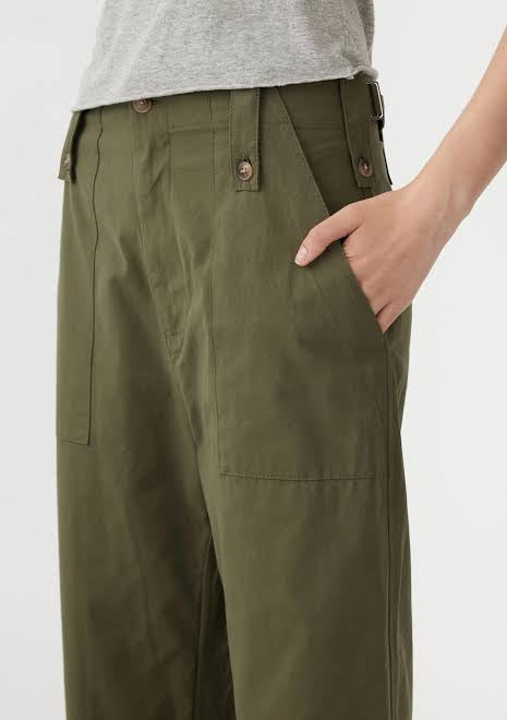 TAB DETAIL UTILITY PANT - KHAKI