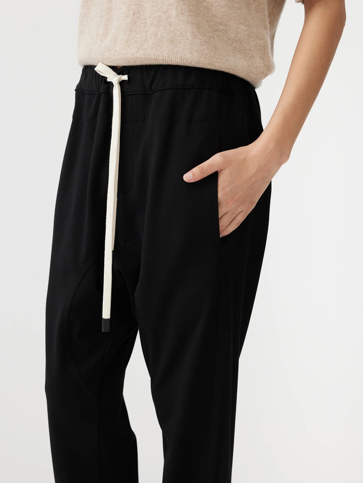 VISCOSE JERSEY RELAXED PANT - BLACK