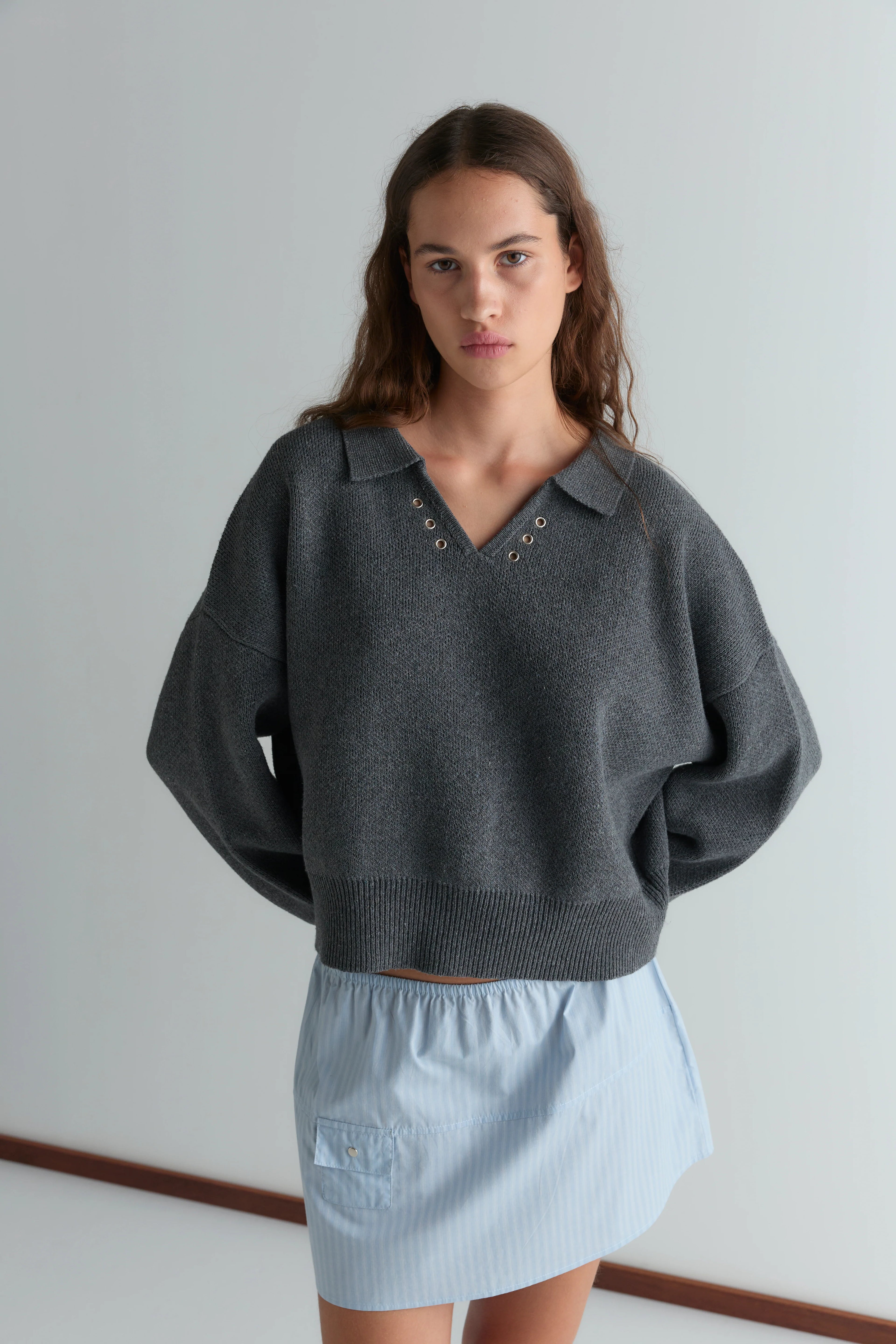 EYELET KNIT - DARK PEBBLE
