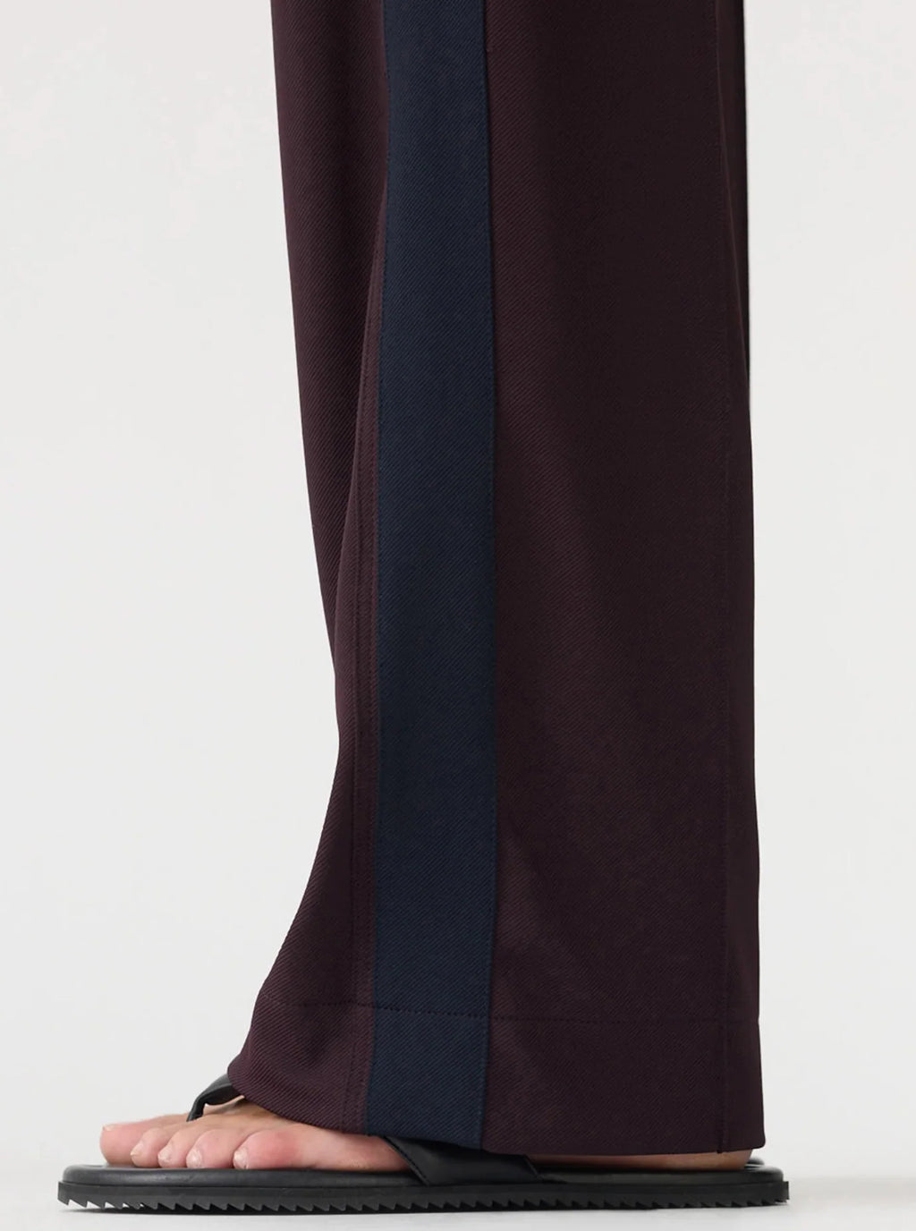 TWILL STRIPE DETAIL PANT - DARK PLUM / INK