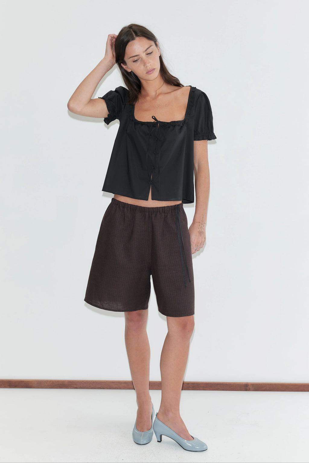 HALF SHORT - BROWN BLACK STRIPE