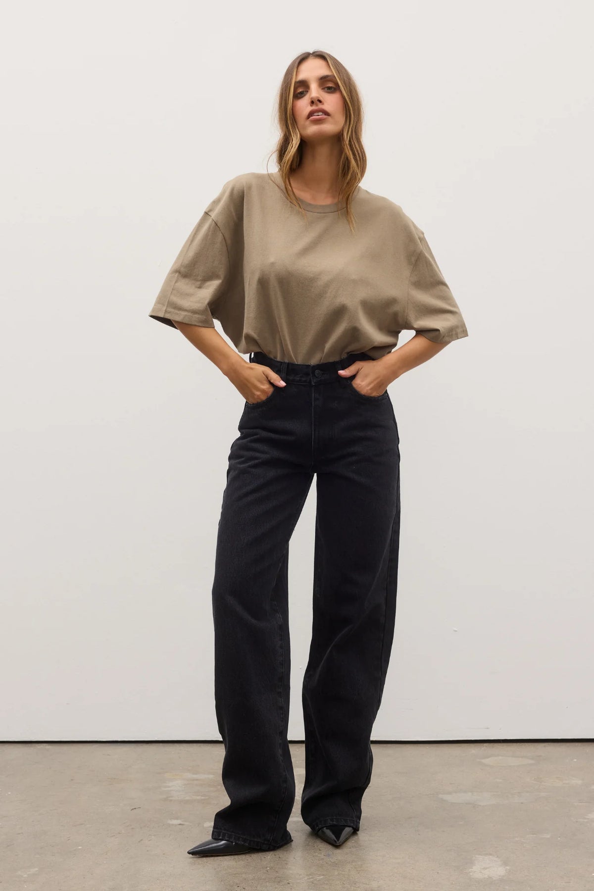 JONAS BOYFRIEND TEE - MILITARY