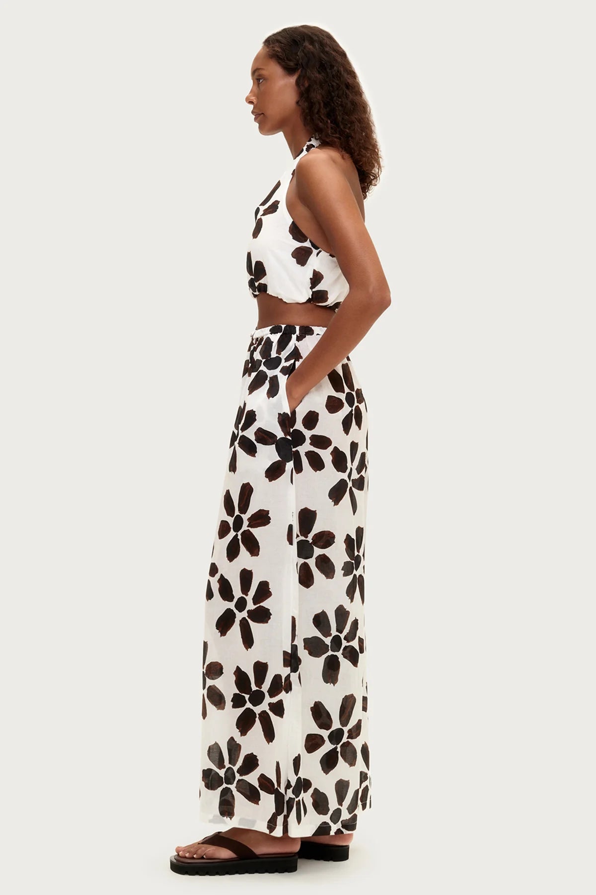 (PRE-ORDER) COTTON HALTER TOP - CHOCOLATE FLOWER