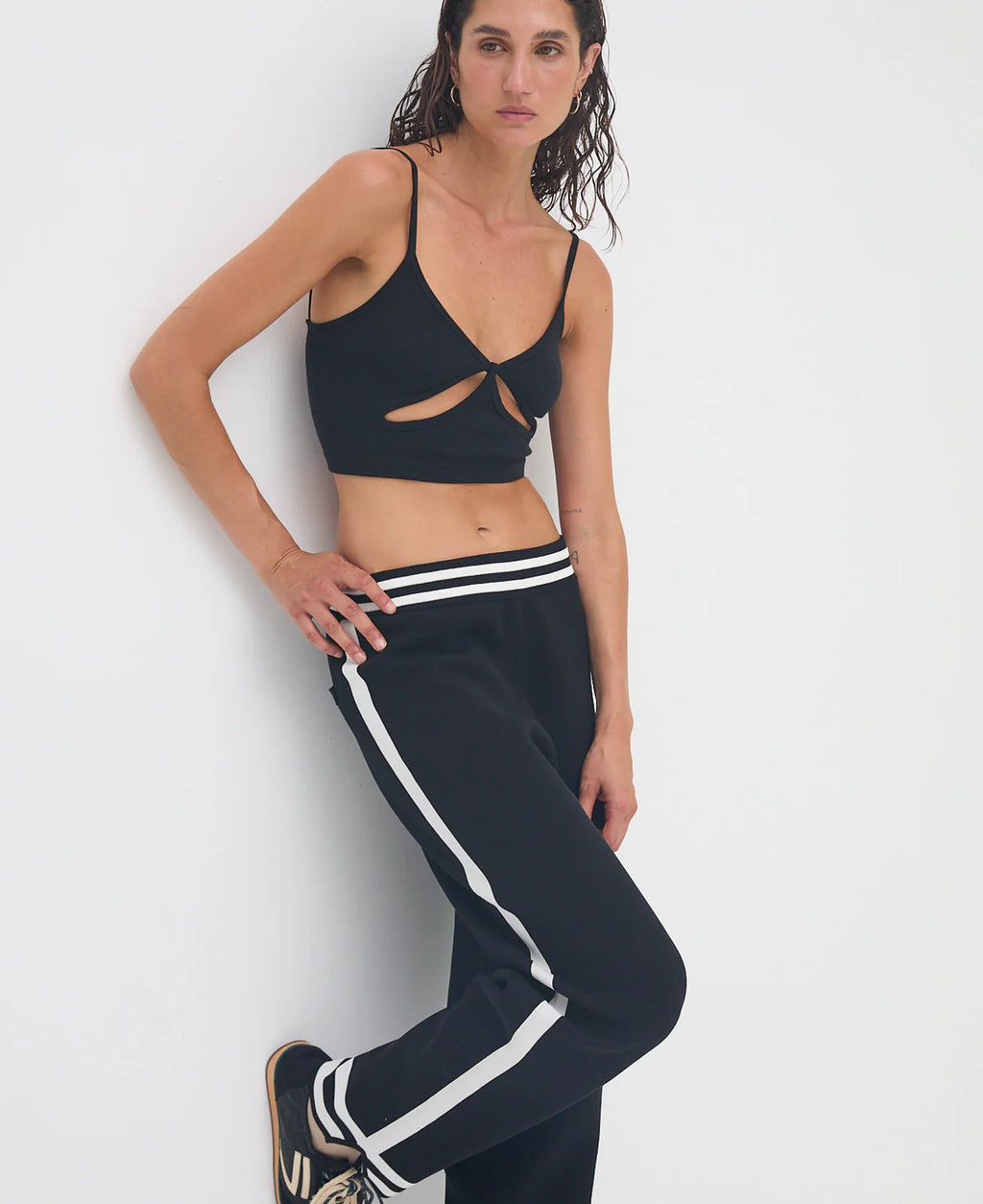 ORGANIC ROMEO TRACKPANT - BLACK