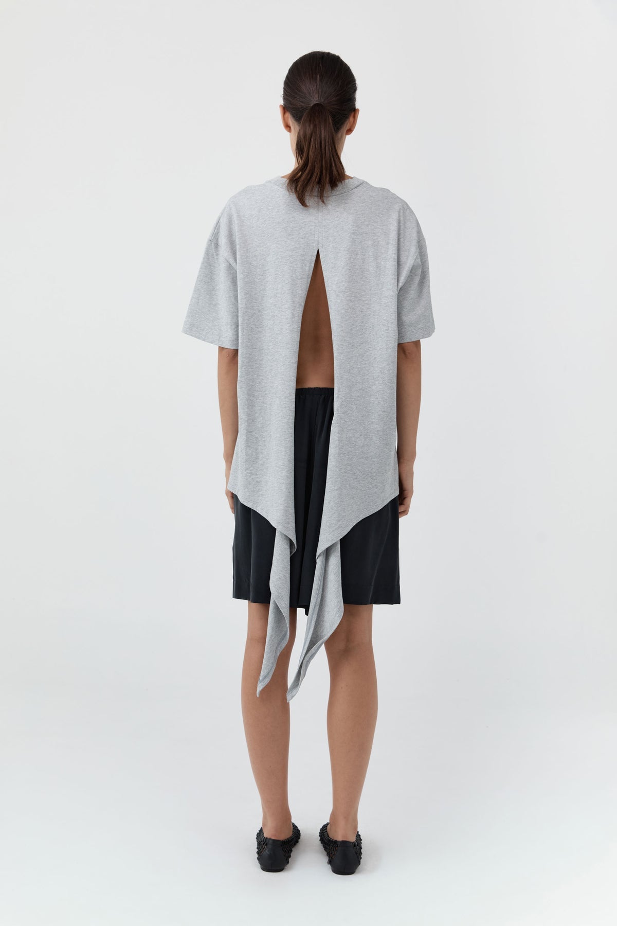 COTTON JERSEY SPLIT BLACK TEE - LIGHT GREY MARLE