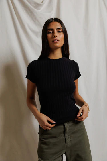 SURI RIB CREWNECK CAP SLEEVE TEE - BLACK
