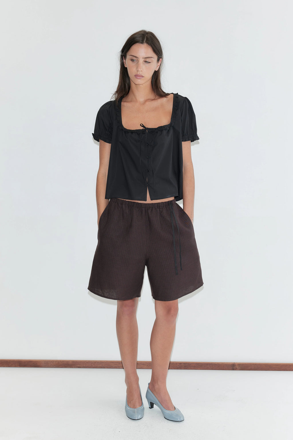 HALF SHORT - BROWN BLACK STRIPE
