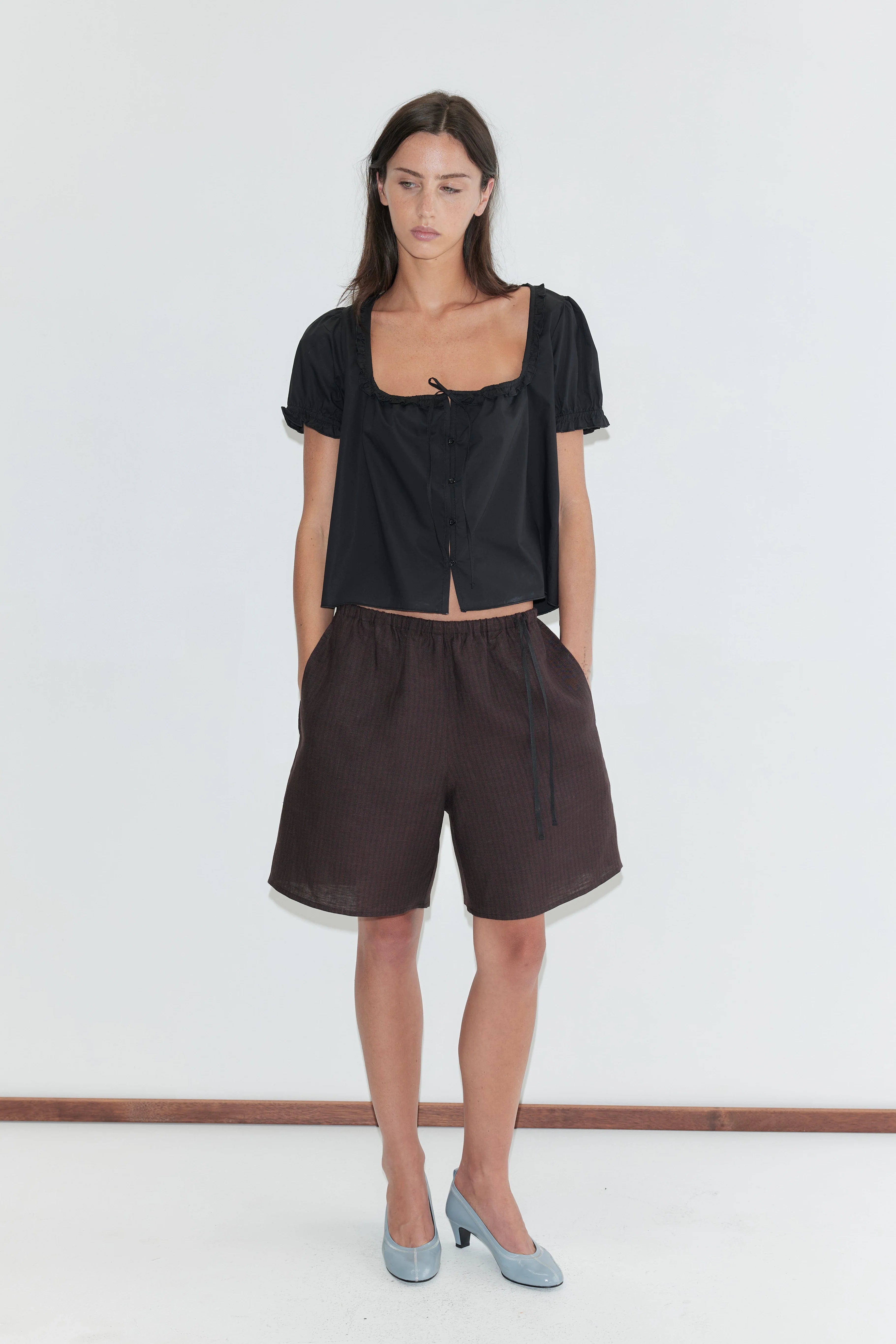 (PRE-ORDER) HALF SHORT - BROWN BLACK STRIPE