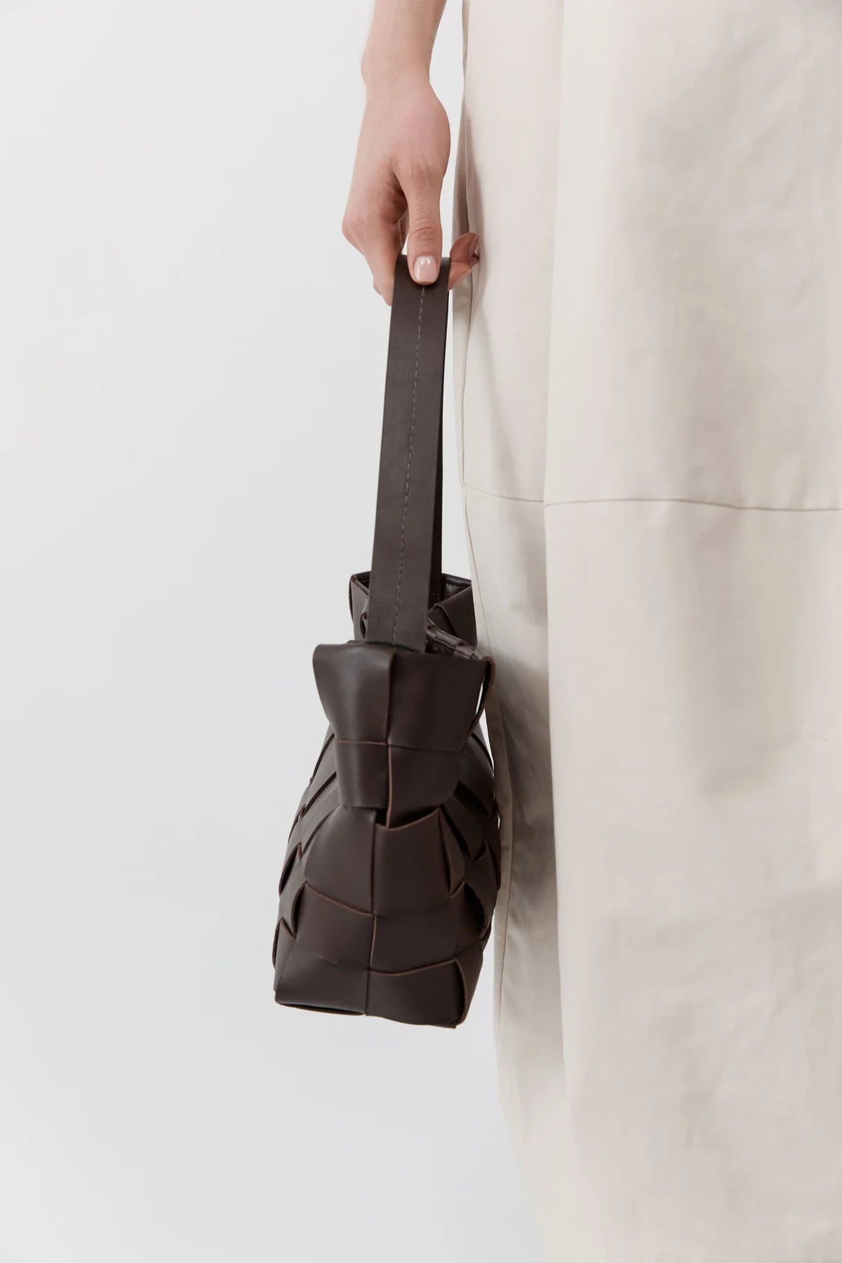 WOVEN MINI TOTE - CHOCOLATE