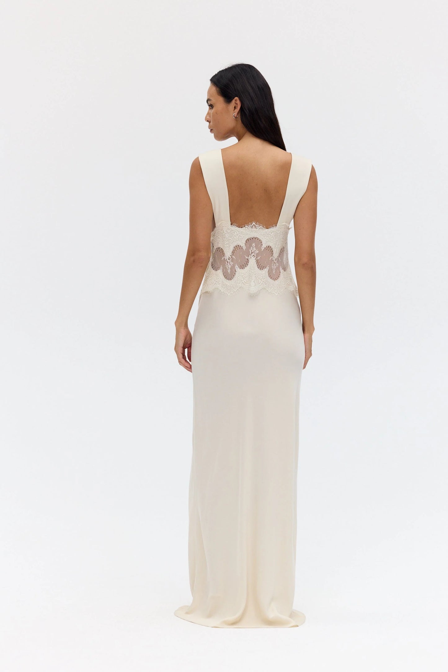 (PRE-ORDER) VISIONS LACE FLOOR LENGTH DRESS - BUTTERCREAM