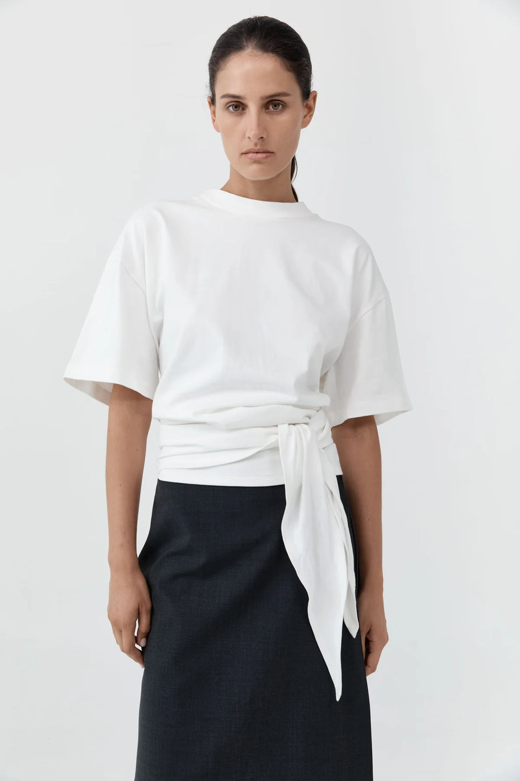 COTTON JERSEY SPLIT BLACK TEE - OFF WHITE