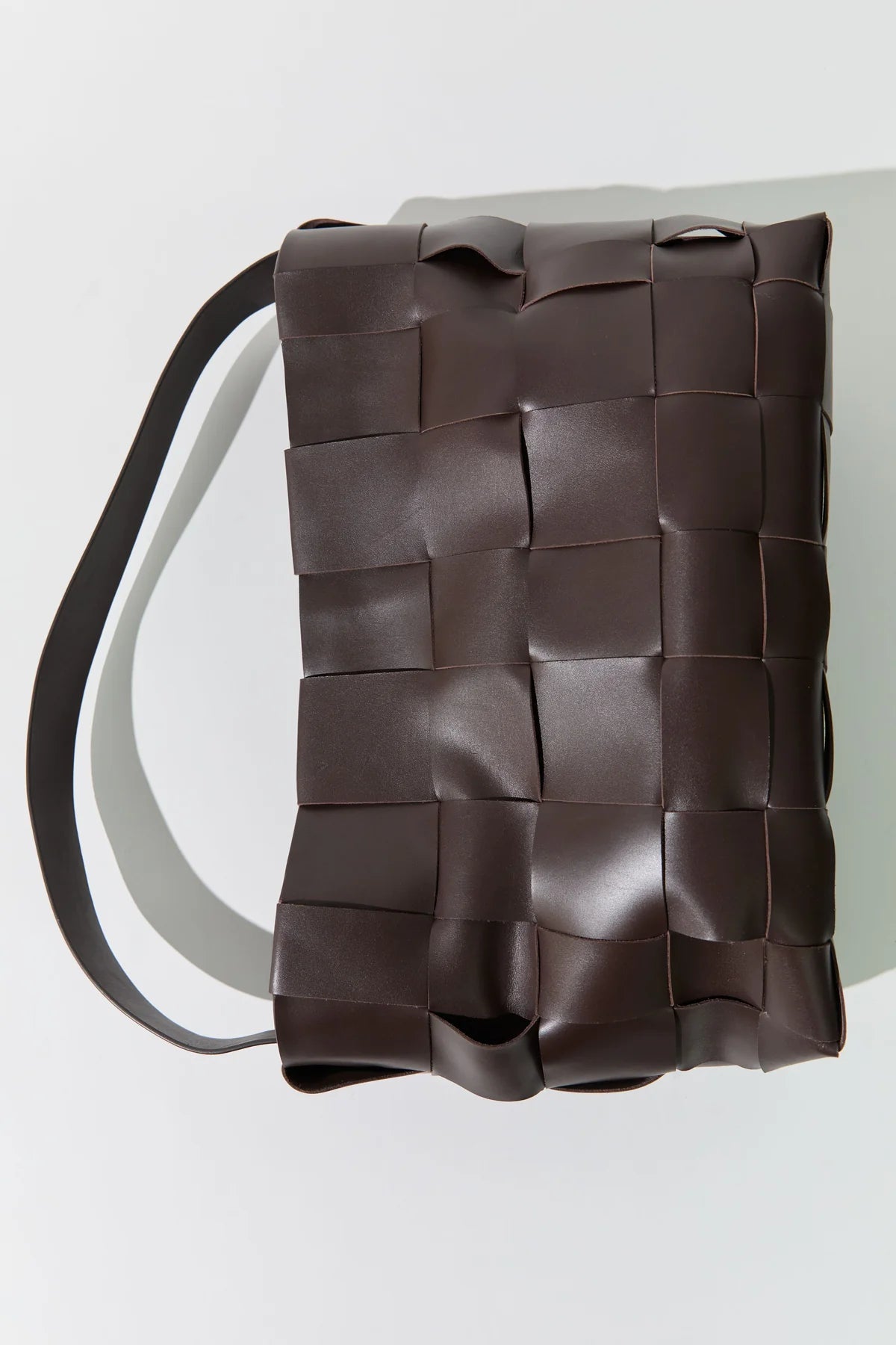 WOVEN MINI TOTE - CHOCOLATE