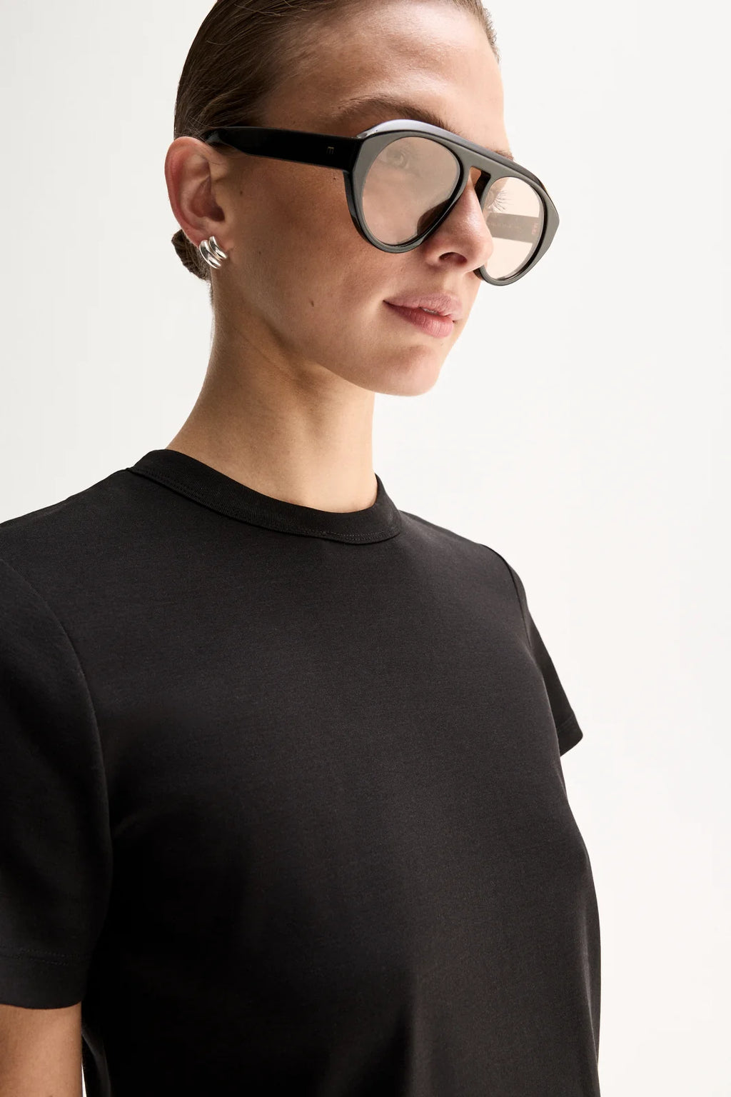 ZOE TEE - BLACK
