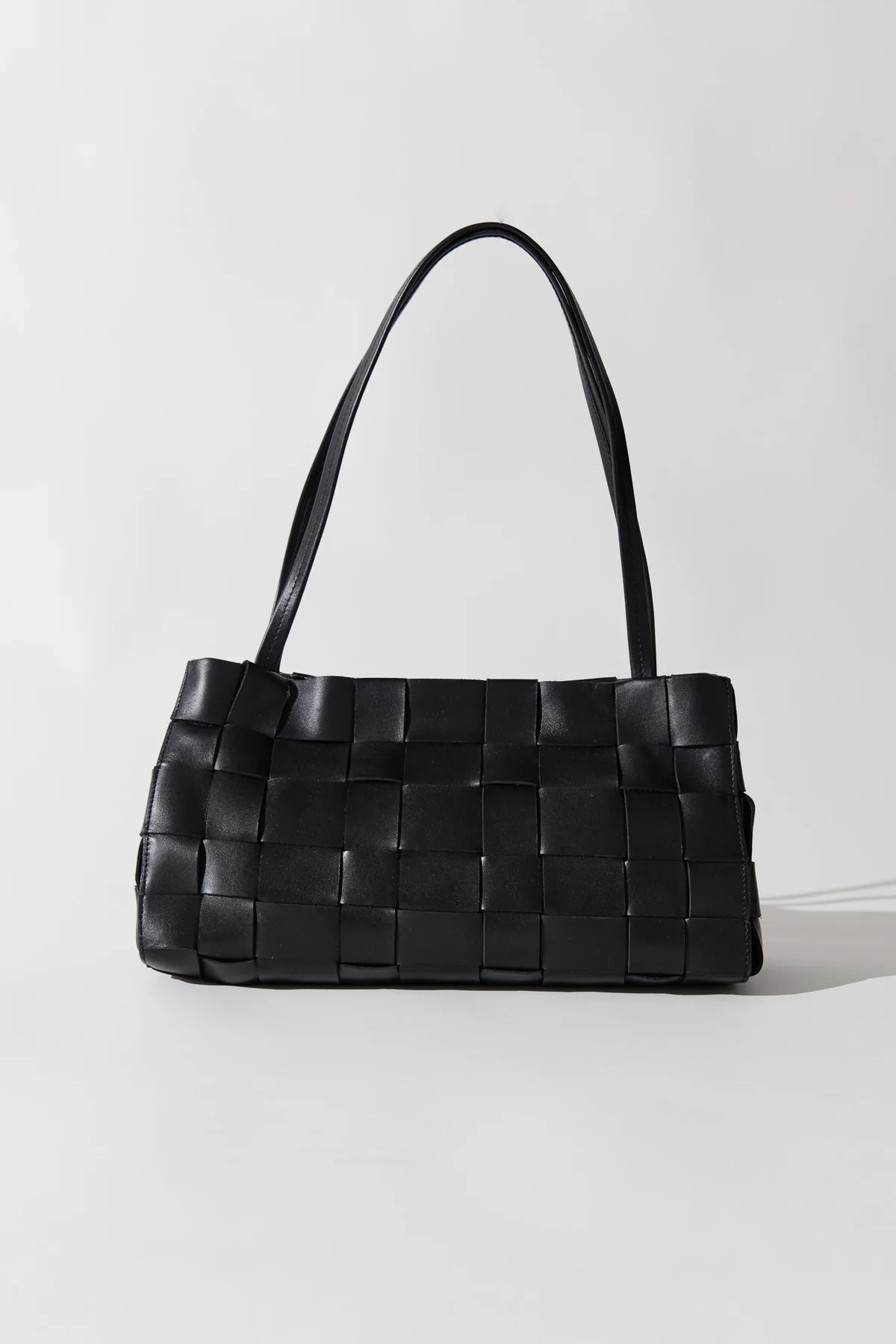 SLIM WOVEN TOTE - BLACK