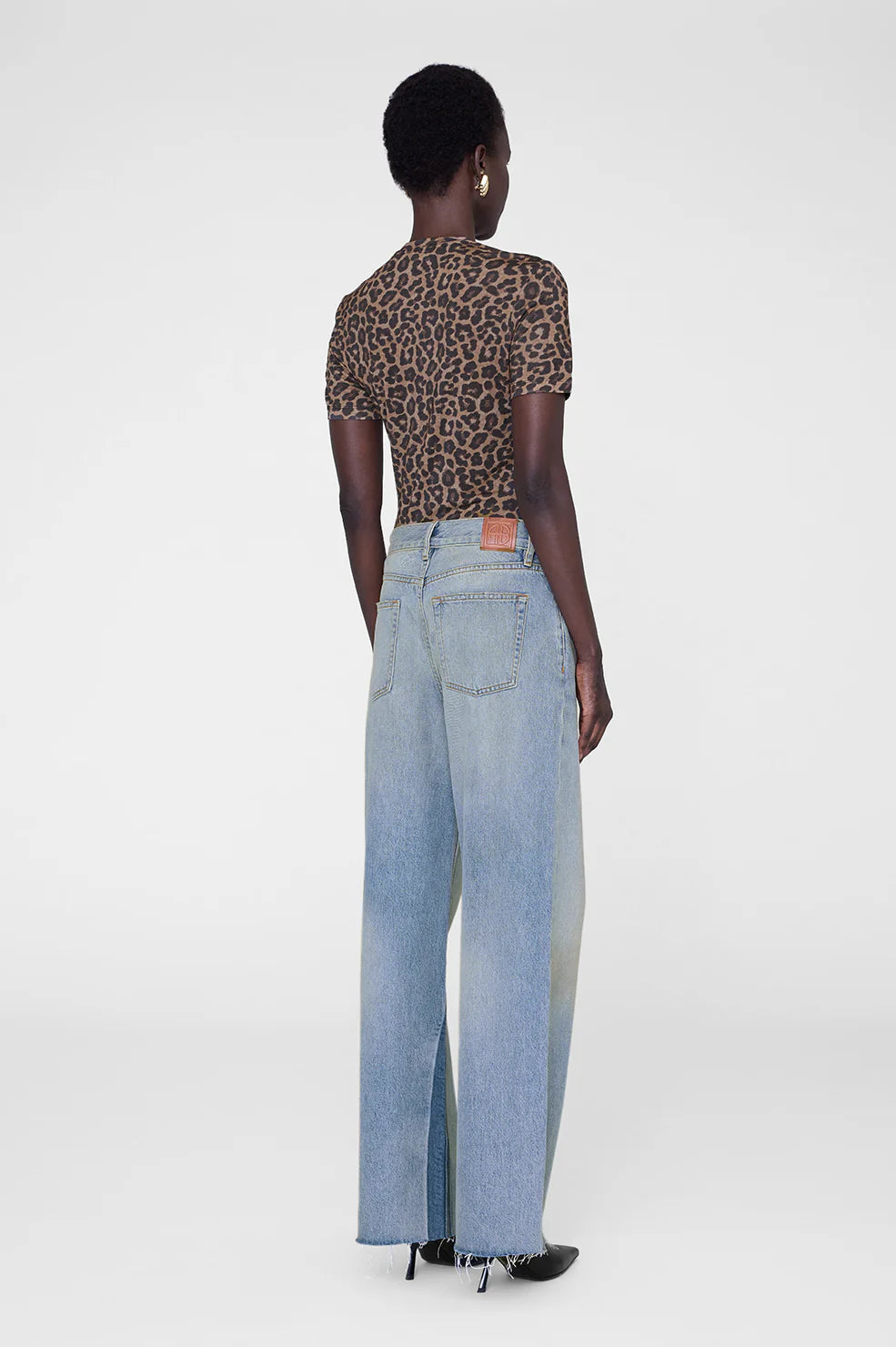 SYLVIE TEE - BLACK AND BROWN LEOPARD