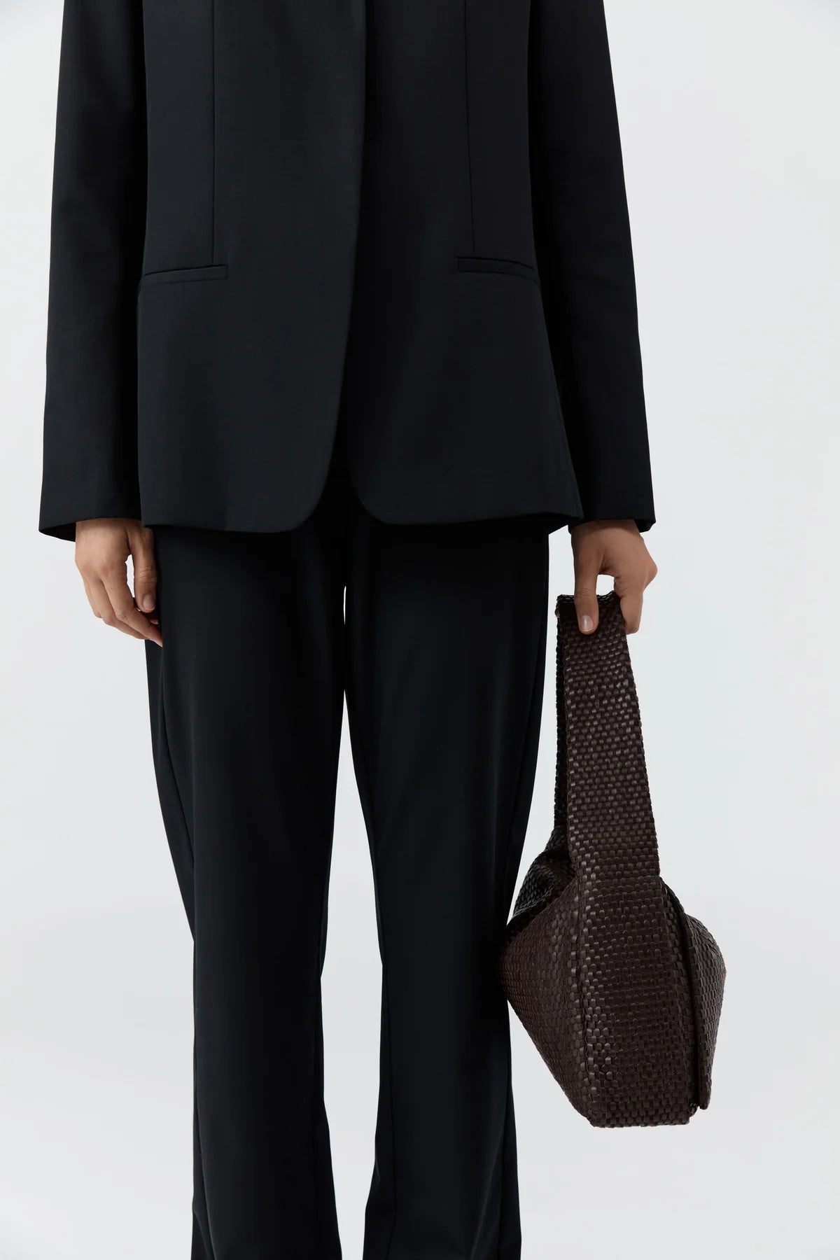 (PRE-ORDER) LATTICE EVERYDAY SATCHEL - COFFEE