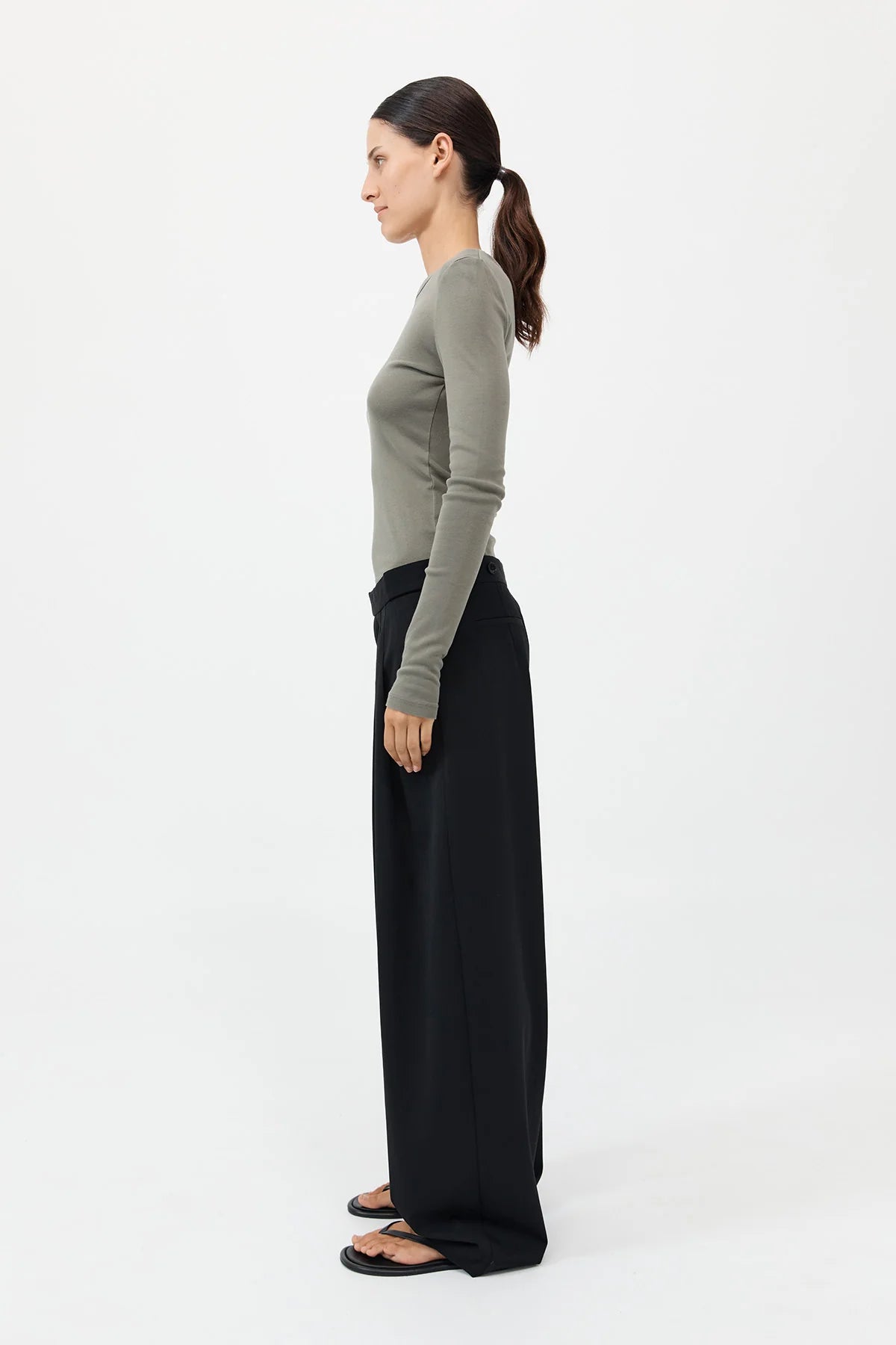 ORGANIC COTTON LONG SLEEVE TOP - SMOKEY OLIVE