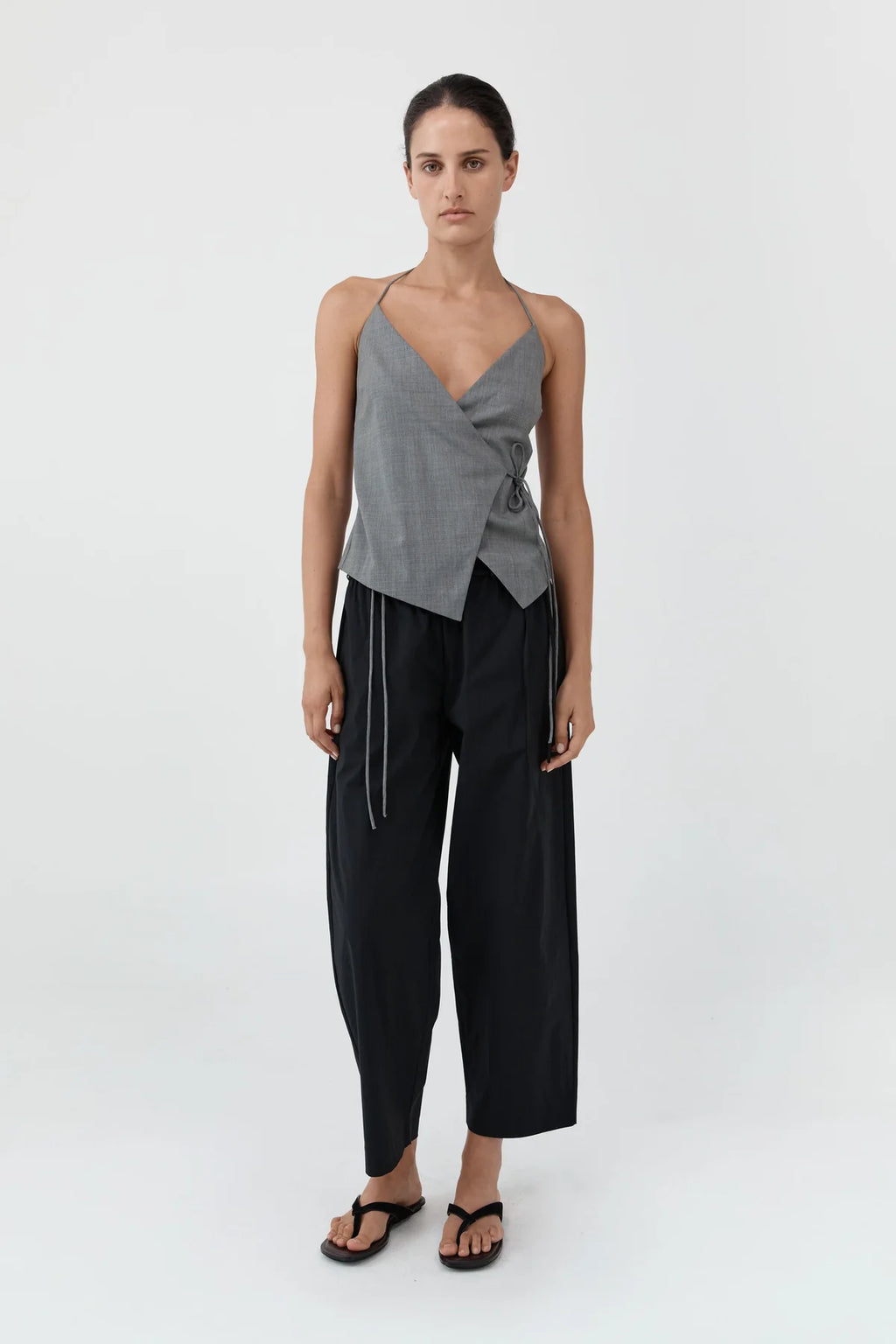 FINE ROULEAU CROP PANTS - BLACK