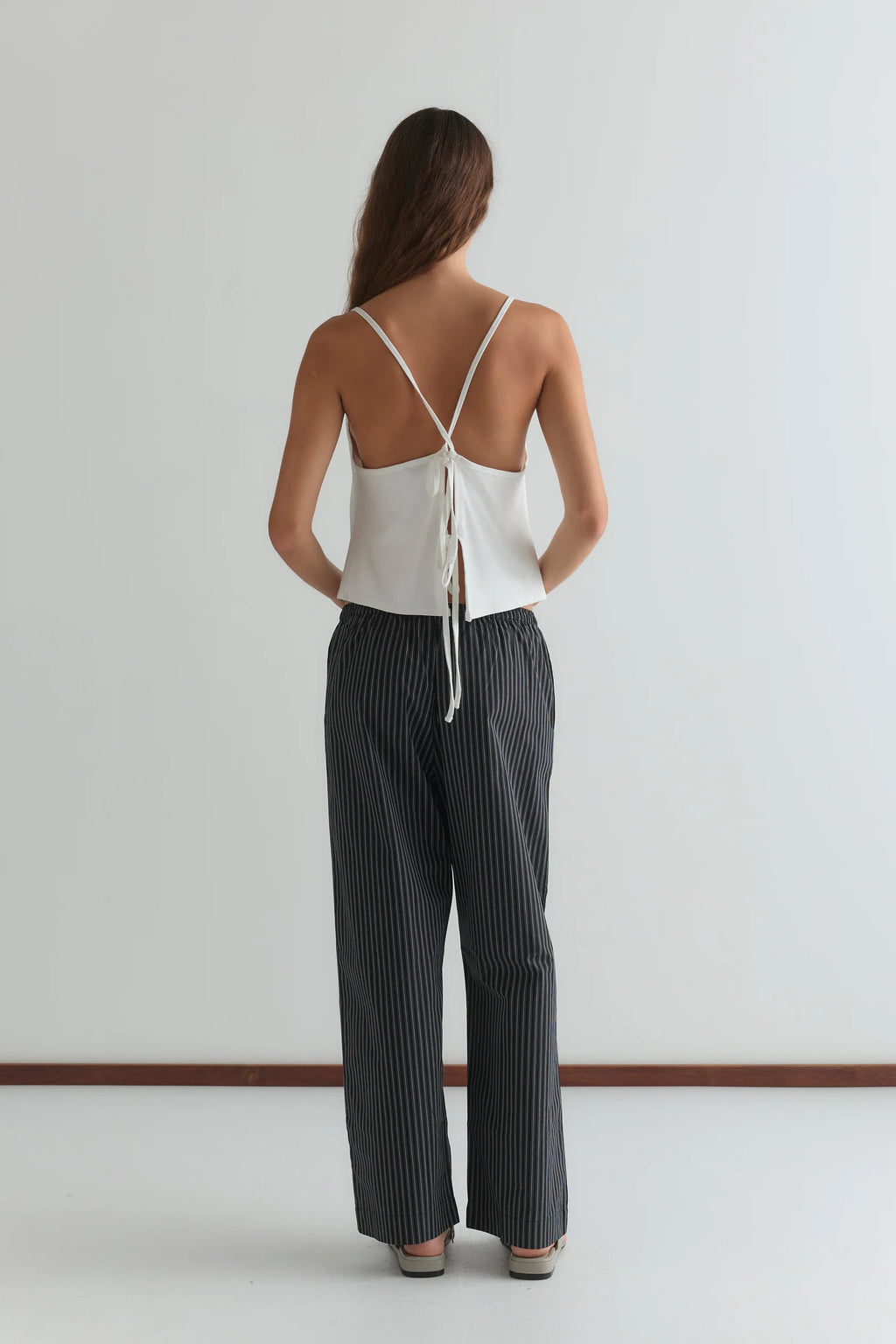 THE EASE TROUSER - MONO STRIPE