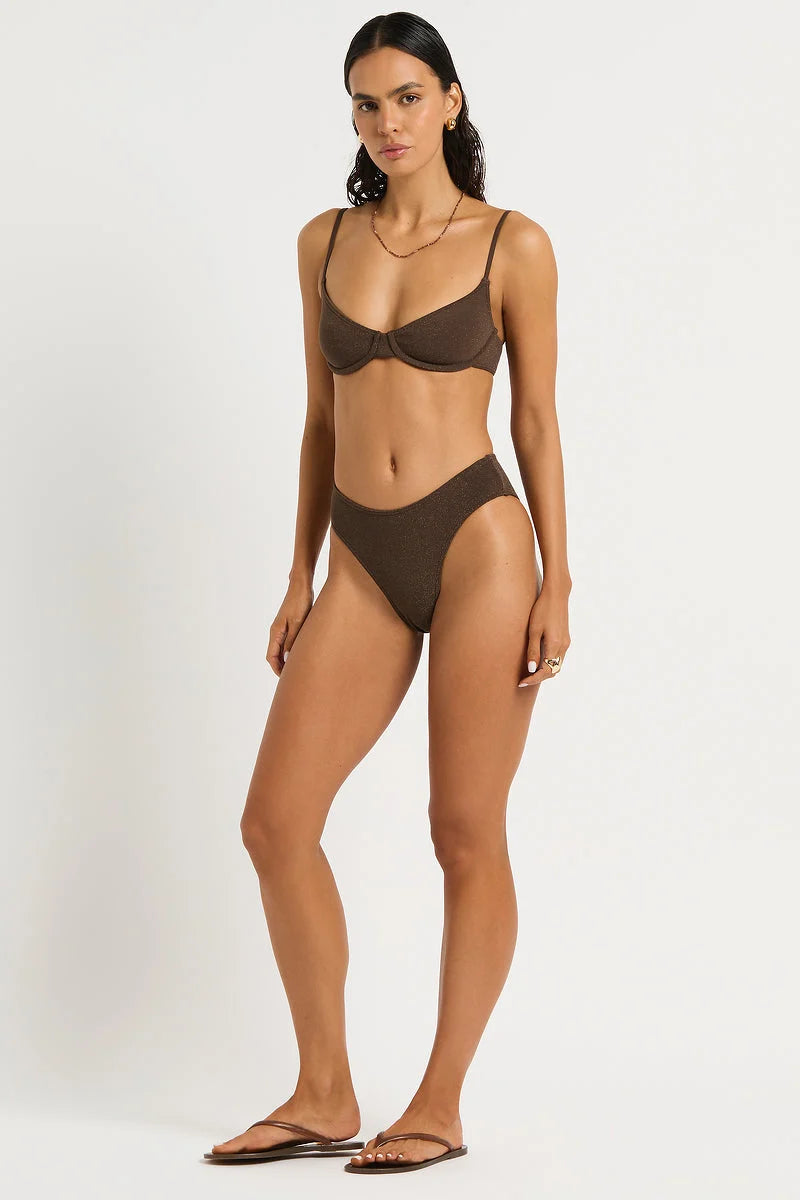 OLIVIA BRIEF - WALNUT