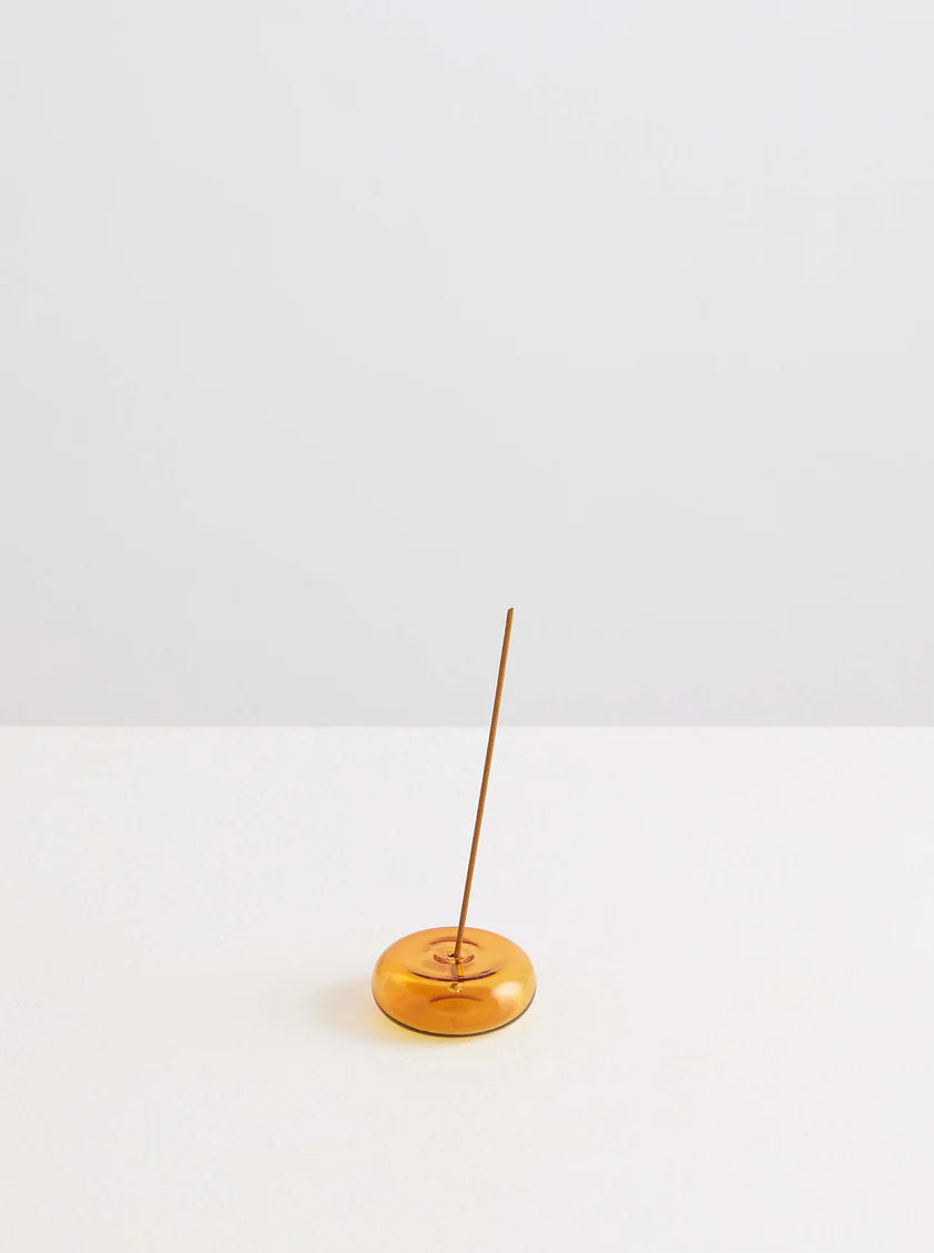 AND NOW RELAX INCENSE SET - SOLEIL/AMBER PEBBLE