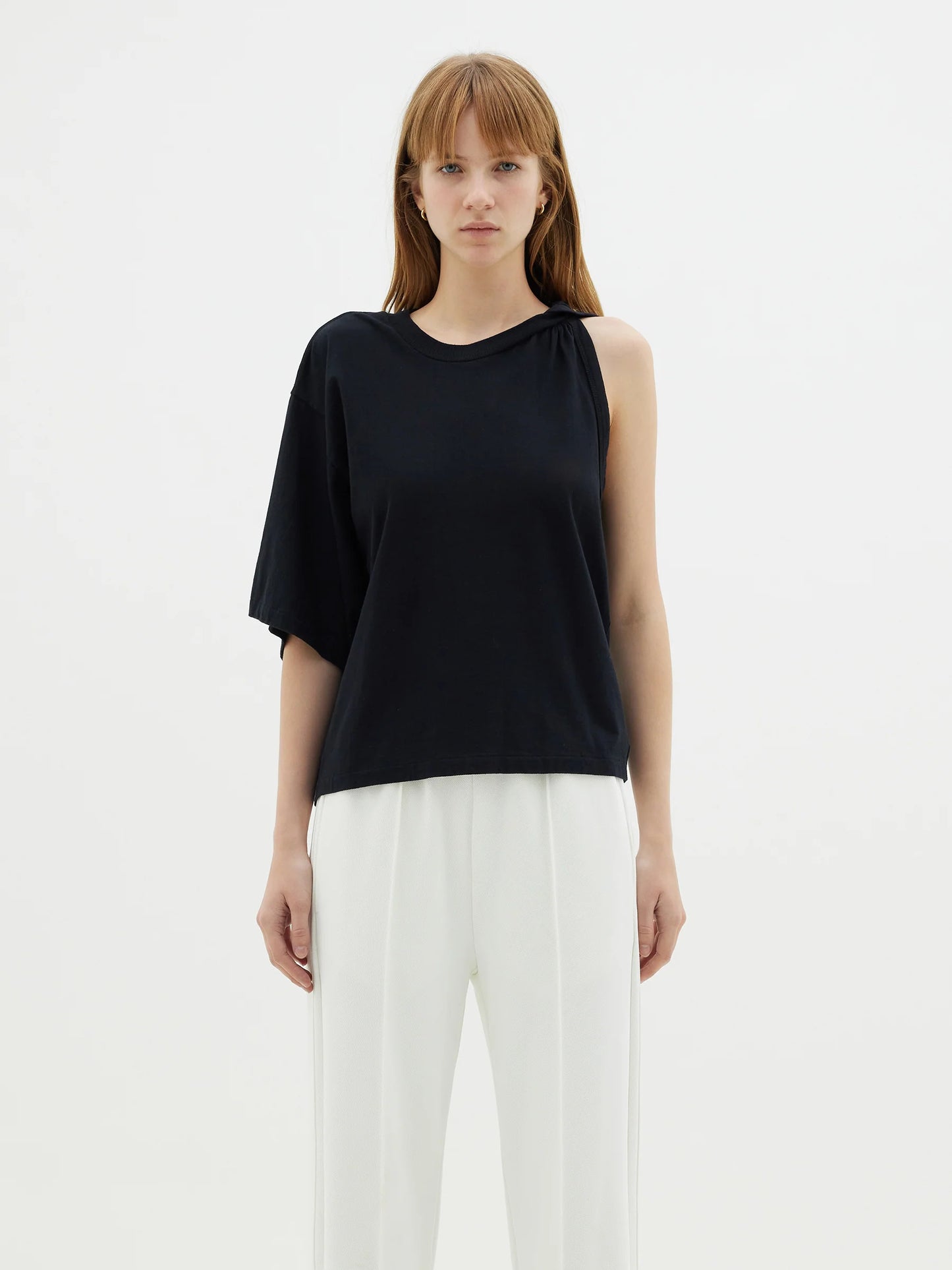 ASYMMETRIC TWIST DETAIL T SHIRT - BLACK