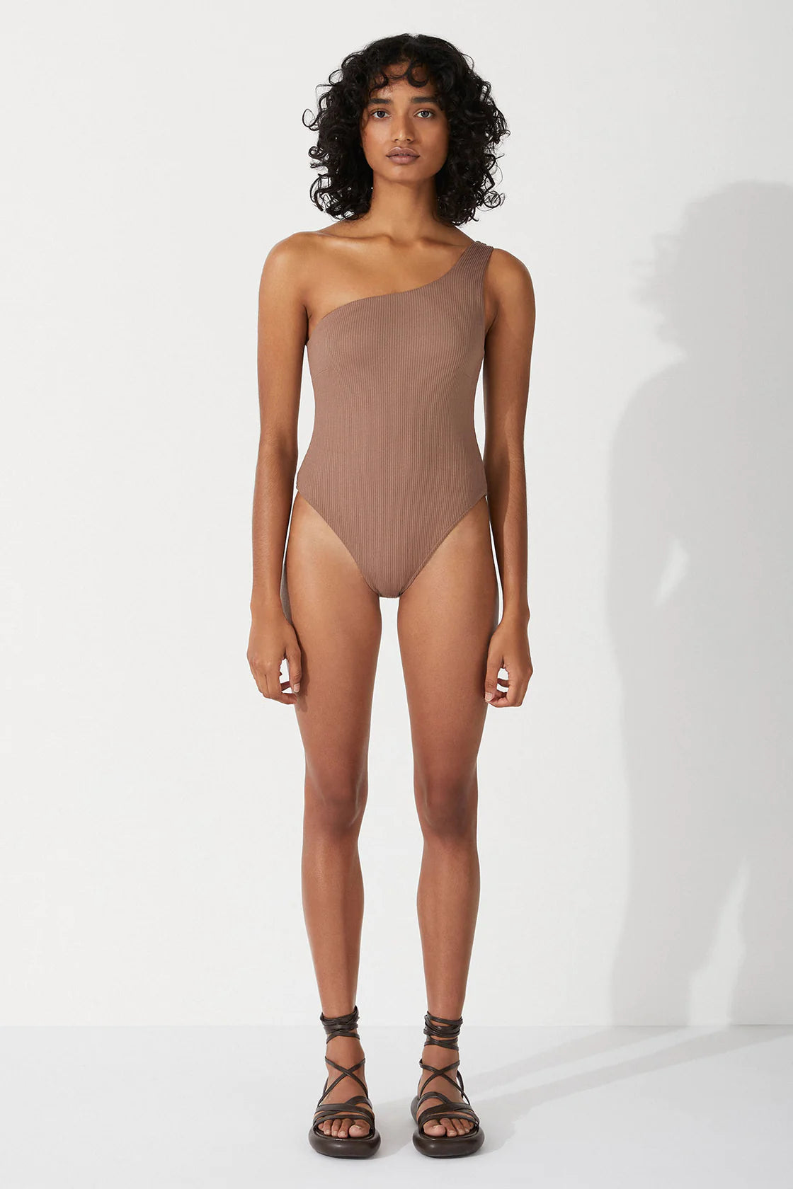 RIB ONE SHOULDER ONE PIECE - CHOCOLATE