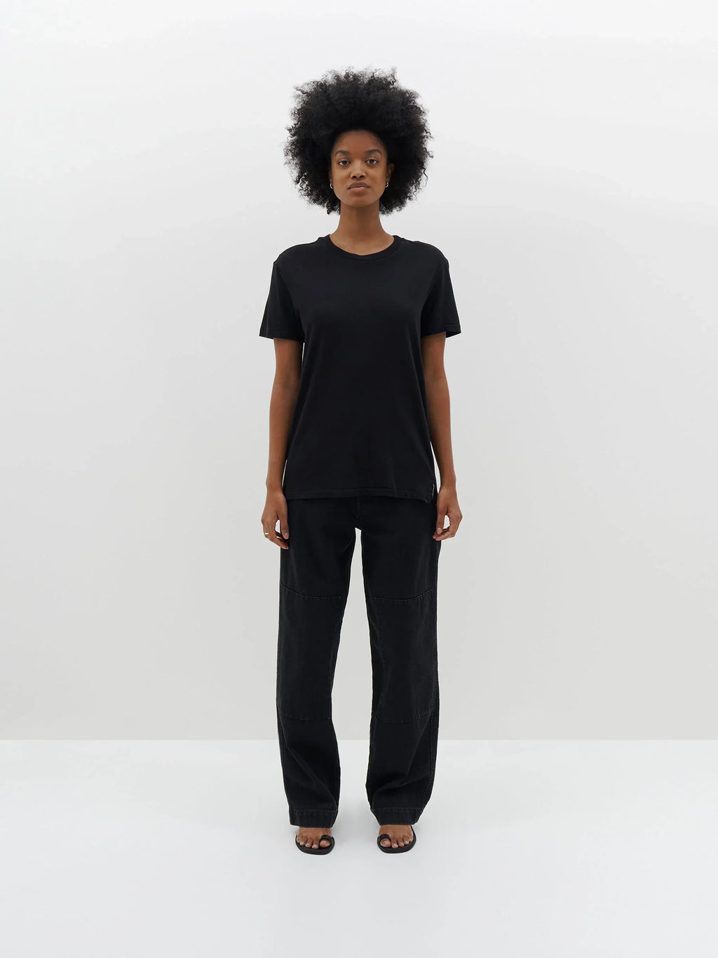 REGULAR CLASSIC S/S T SHIRT - BLACK