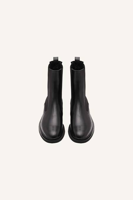 THE GRACE BOOT - BLACK