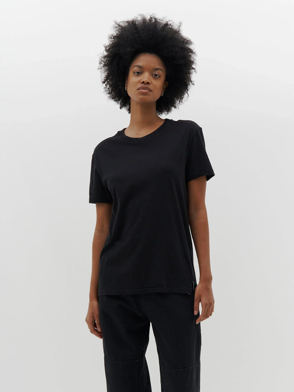 REGULAR CLASSIC S/S T SHIRT - BLACK
