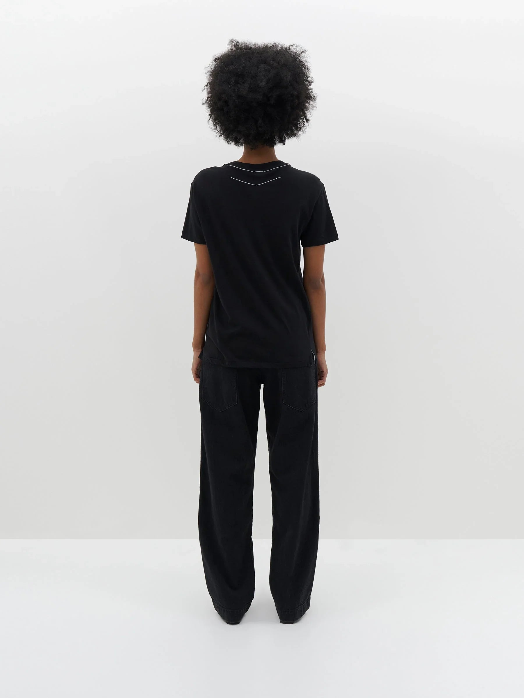 REGULAR CLASSIC S/S T SHIRT - BLACK
